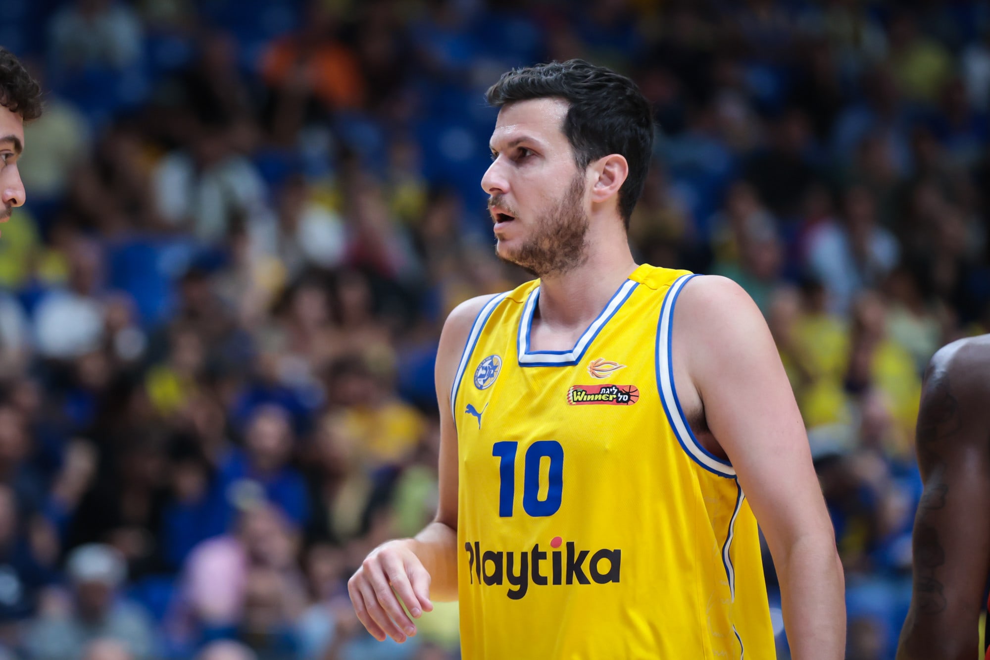 שחקן מכבי תל אביב גיא פניני