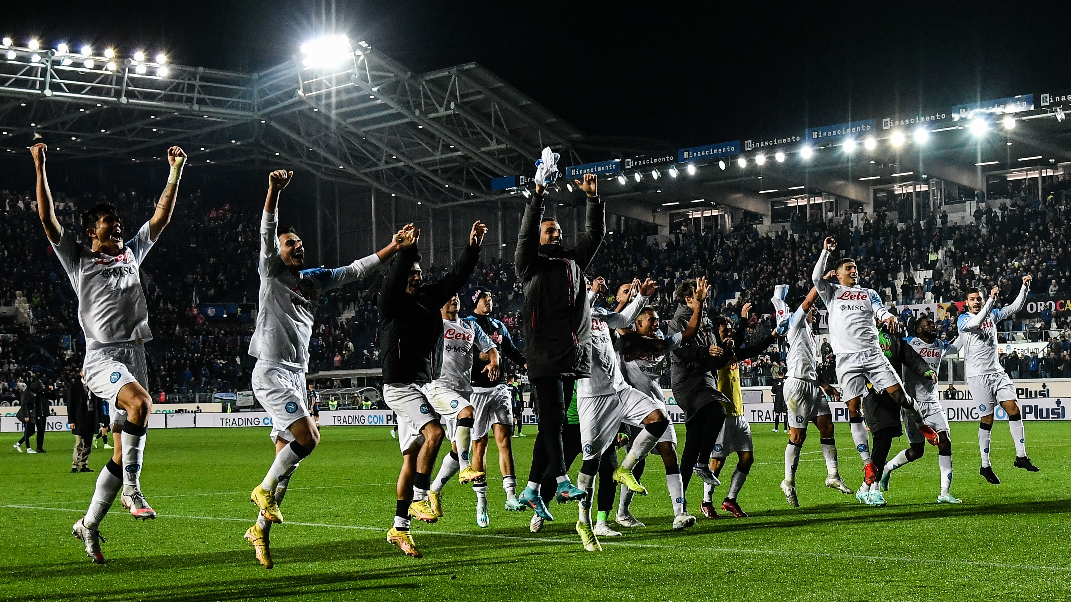 שחקני נאפולי חוגגים