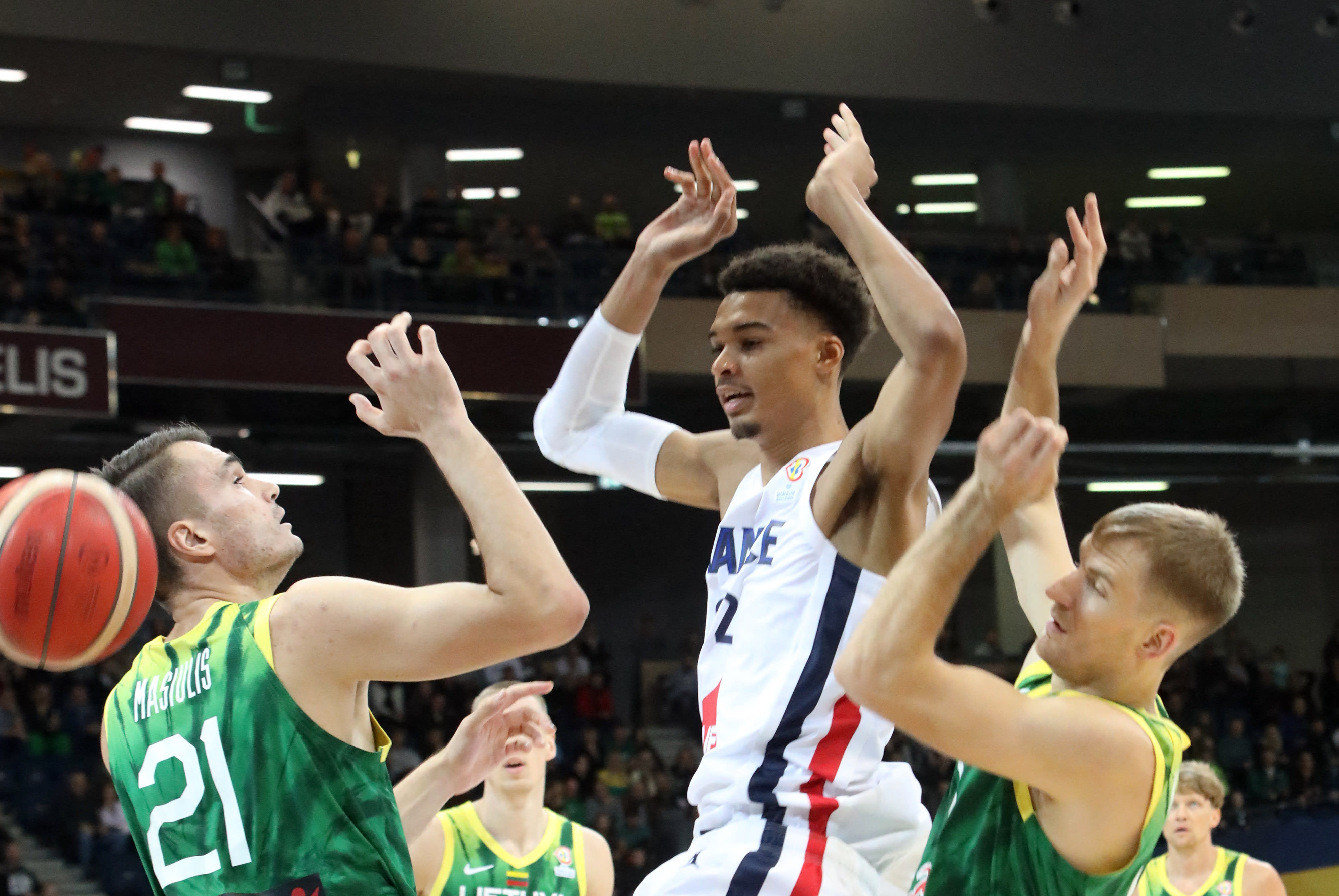 ויקטור וומבניאמה, שחקן נבחרת צרפת