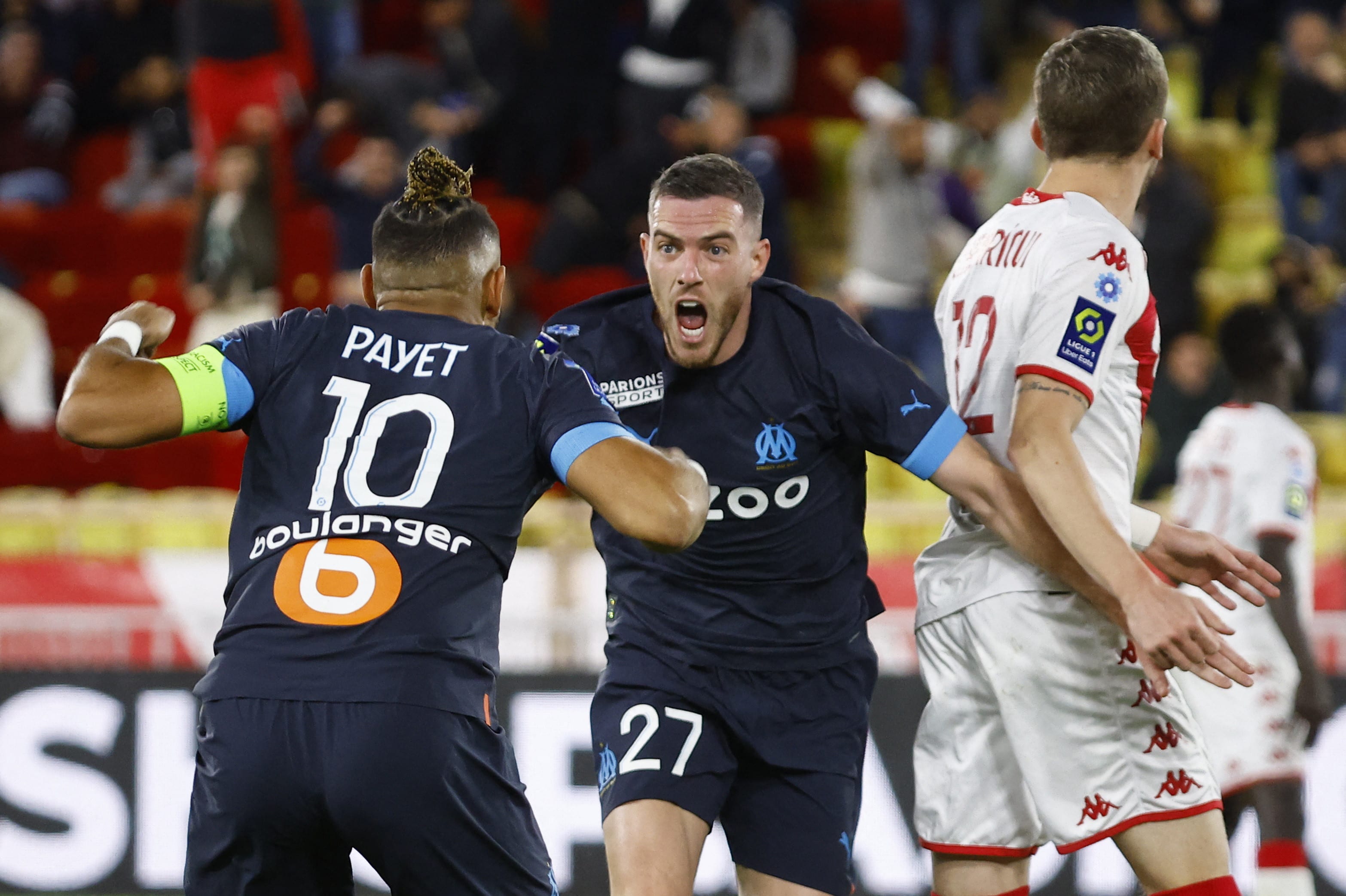 ז'ורדן ורטו שחקן מארסיי חוגג עם דימיטרי פאייה