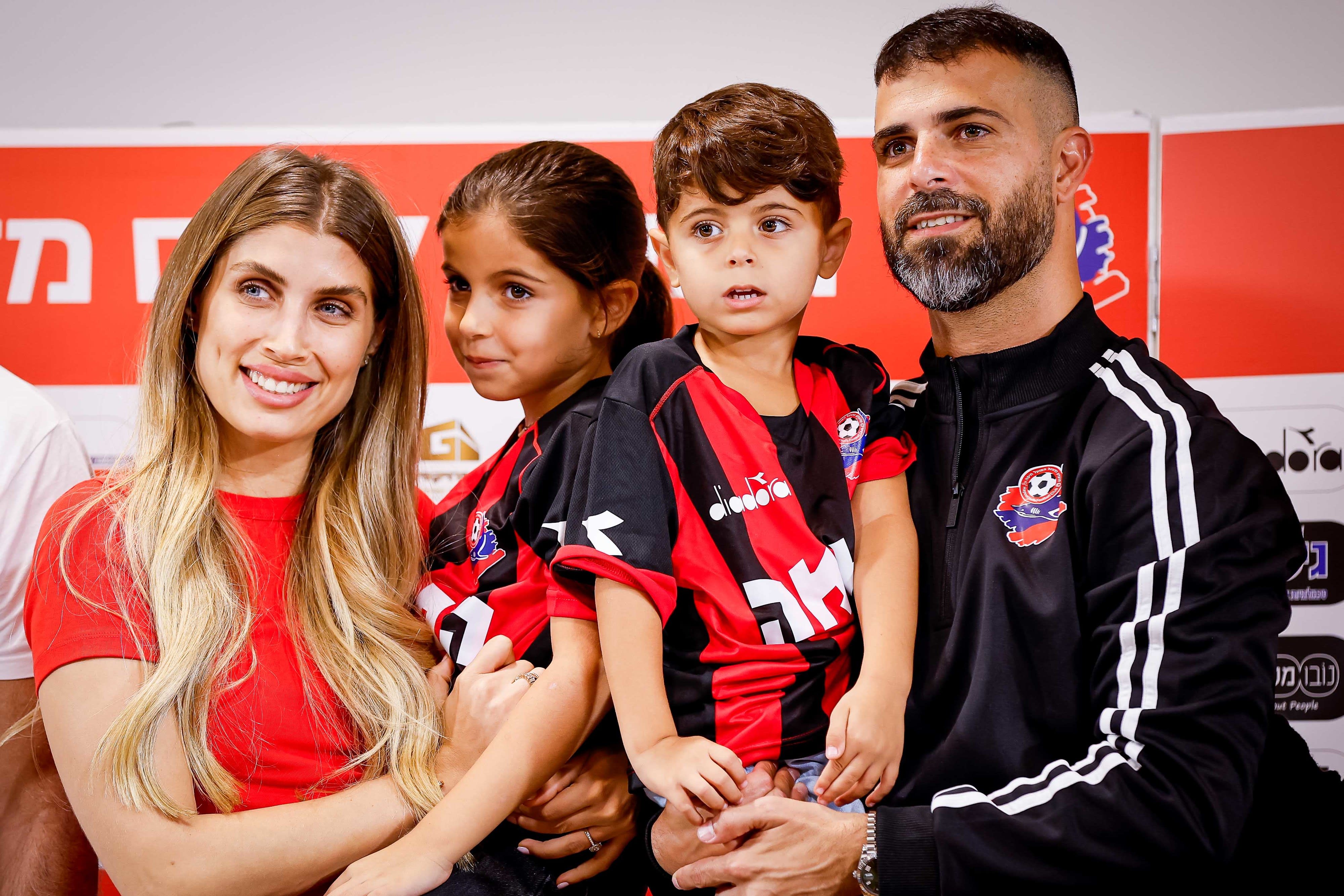 עדן בן בסט מודיע על פרישה