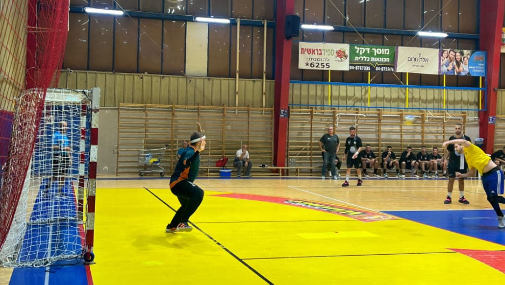 ירמי סידי מכבי ראשון לציון מול יאיר ניקולייב מכבי קרית מוצקין