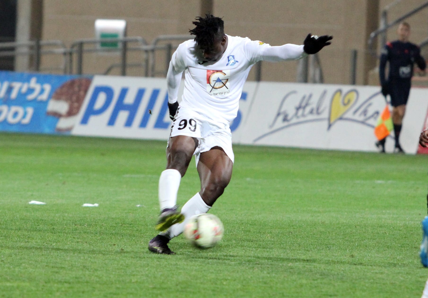 שחקן הפועל עכו, לנרי קהינדה