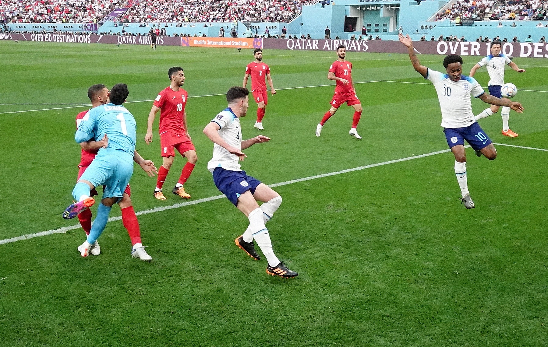 שוער נבחרת איראן, עלירזה ביירנבאנד, פוגע בבלם מאג'יד חוסייני