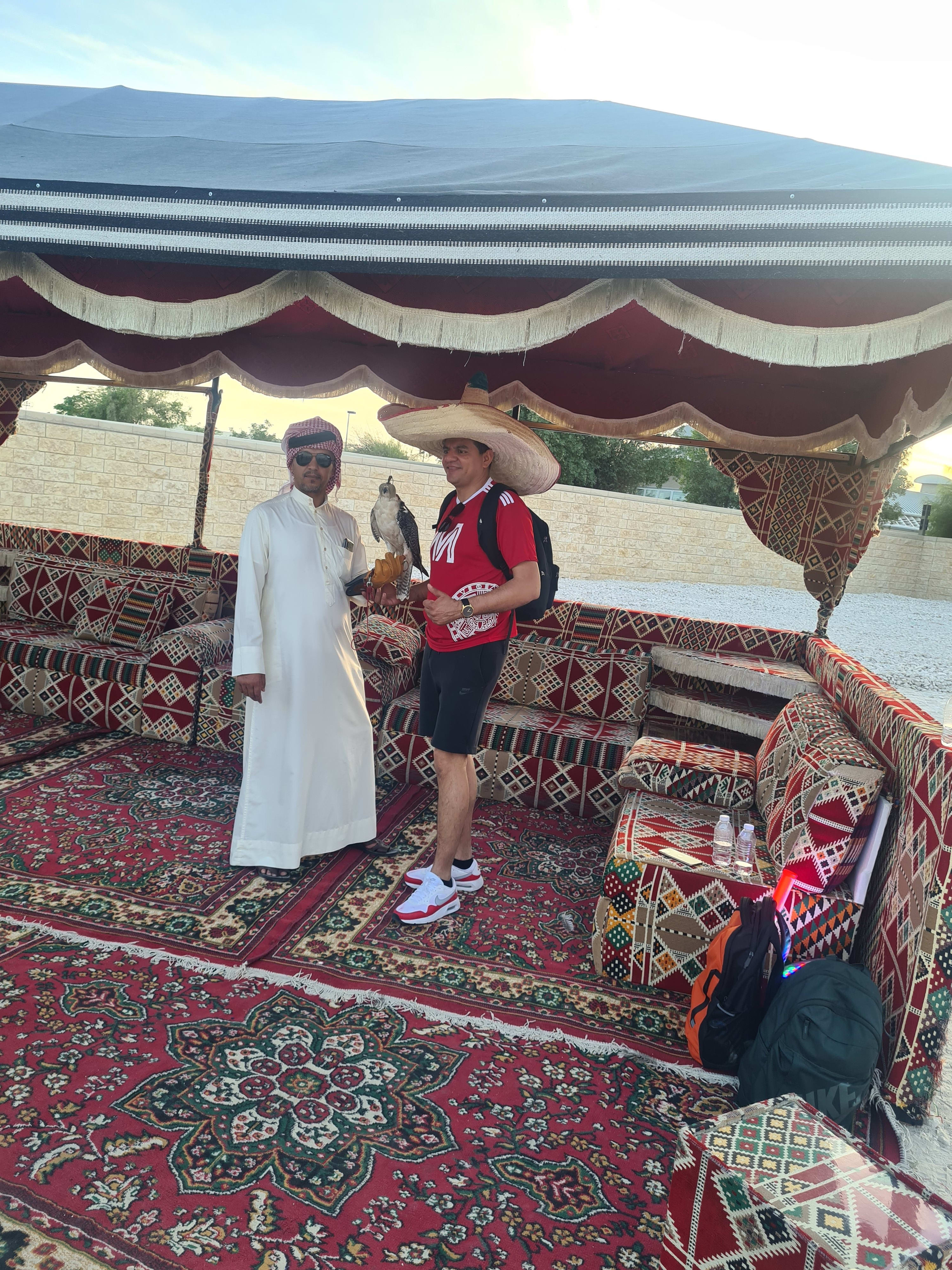 Photo booth with birds of prey, Qatar