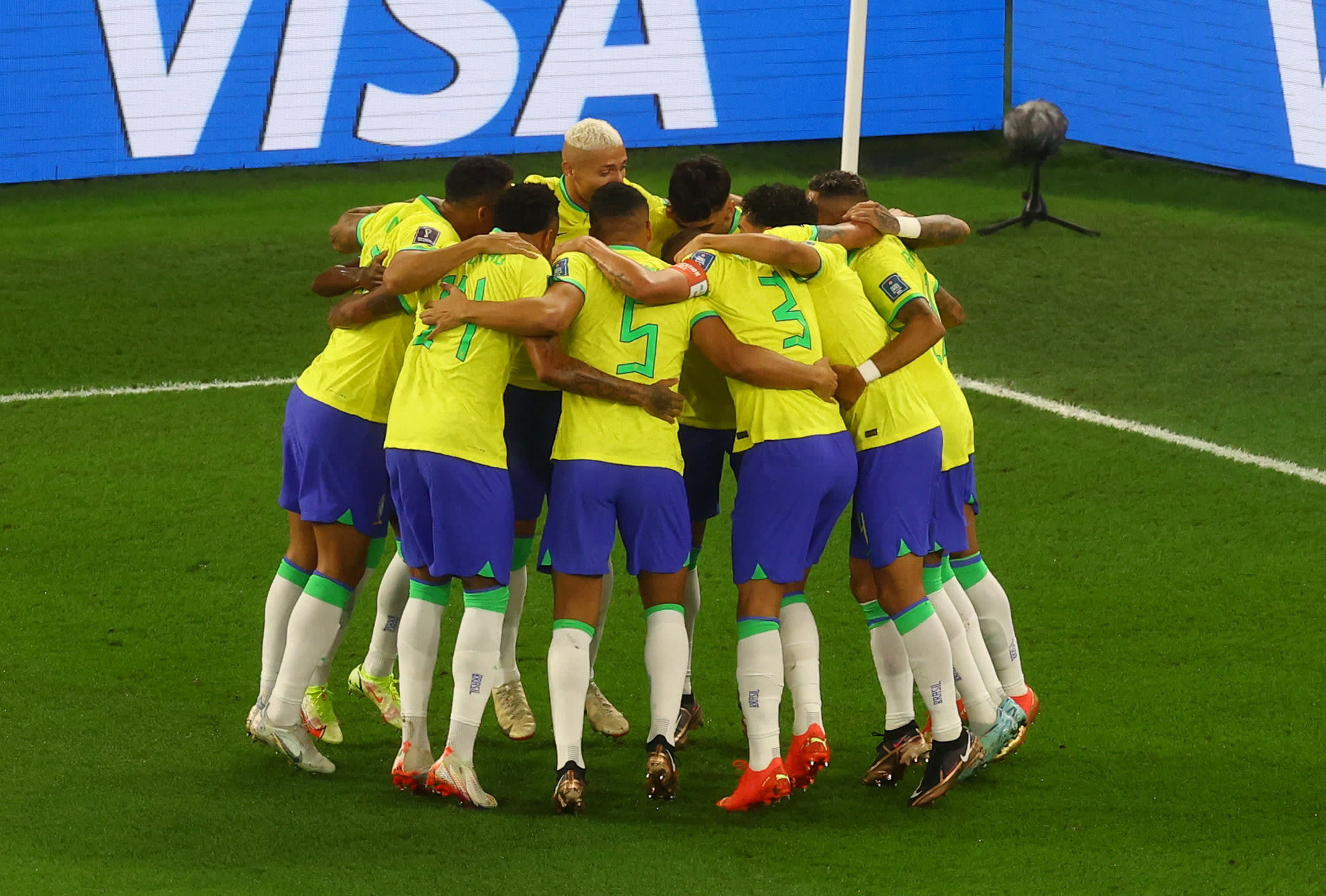 שחקני נבחרת ברזיל חוגגים