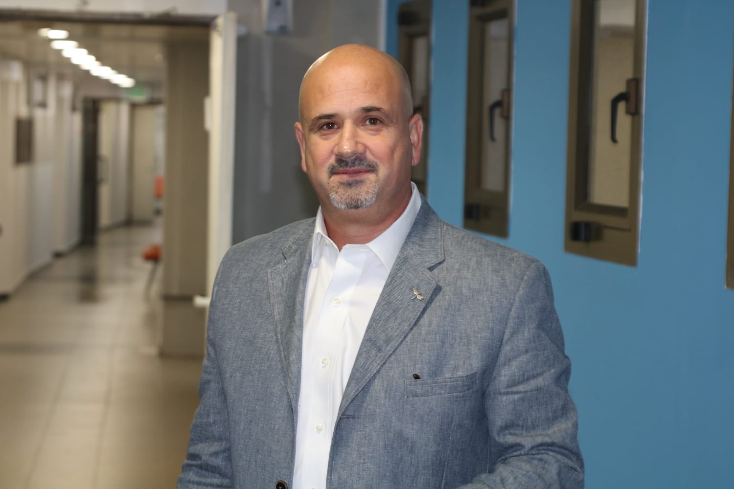 אורן חסון במשרדי ההתאחדות לכדורגל