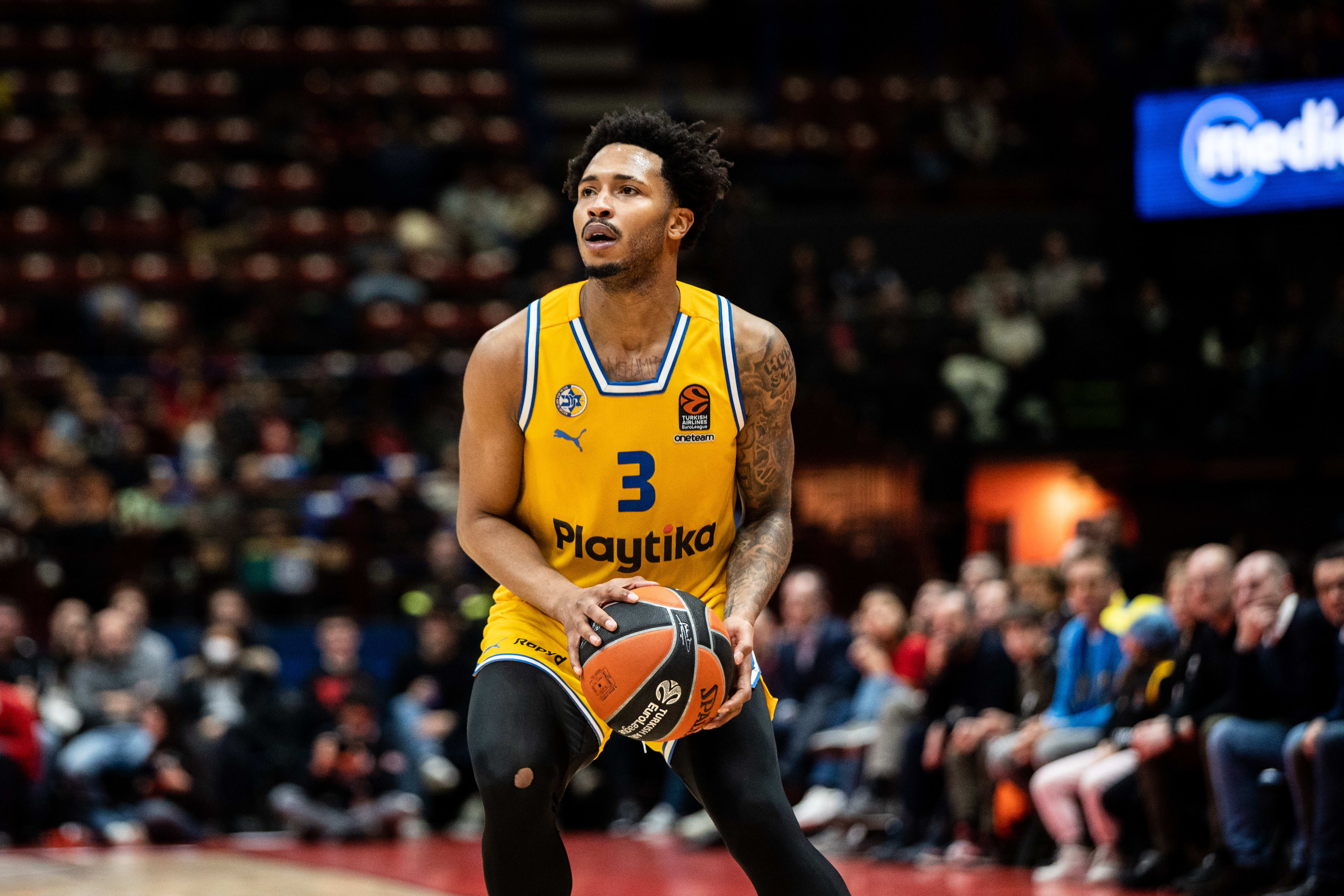 ג'יילן אדאמס, שחקן מכבי תל אביב