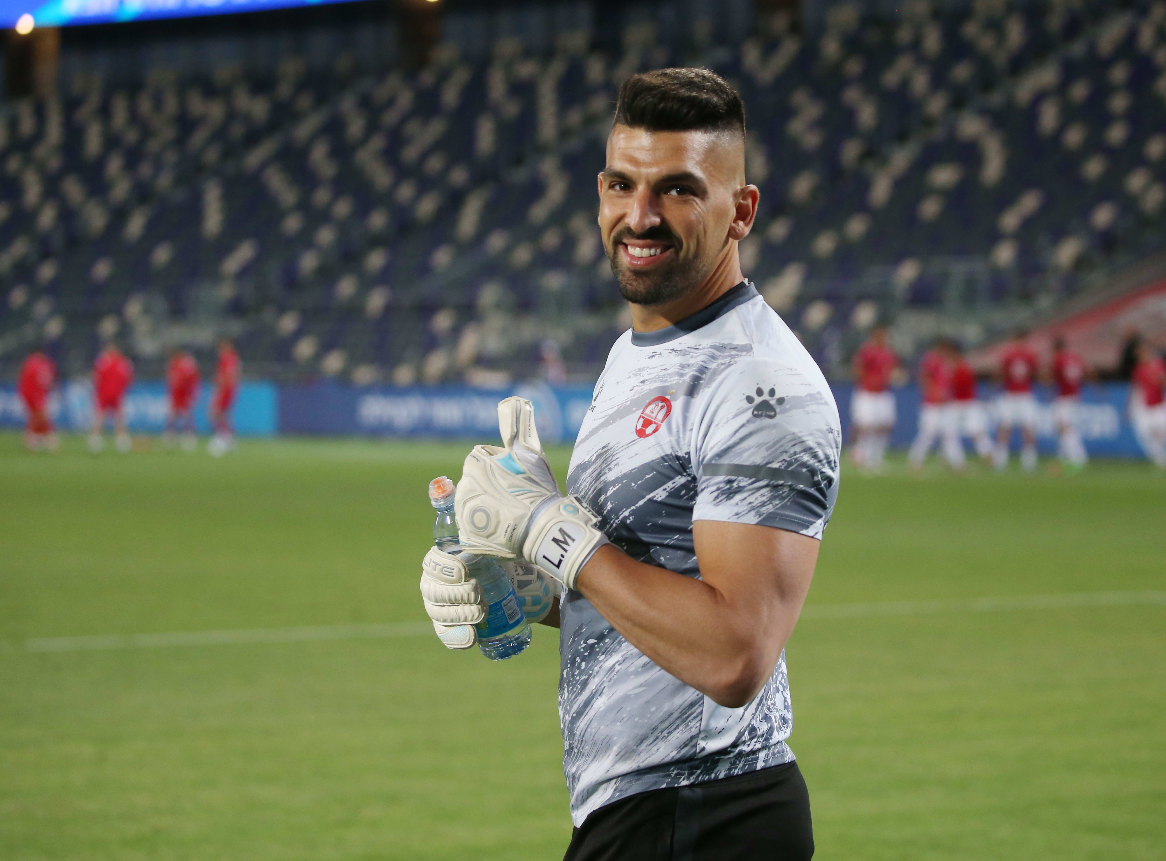 שוער הפועל באר שבע אריאל הרוש