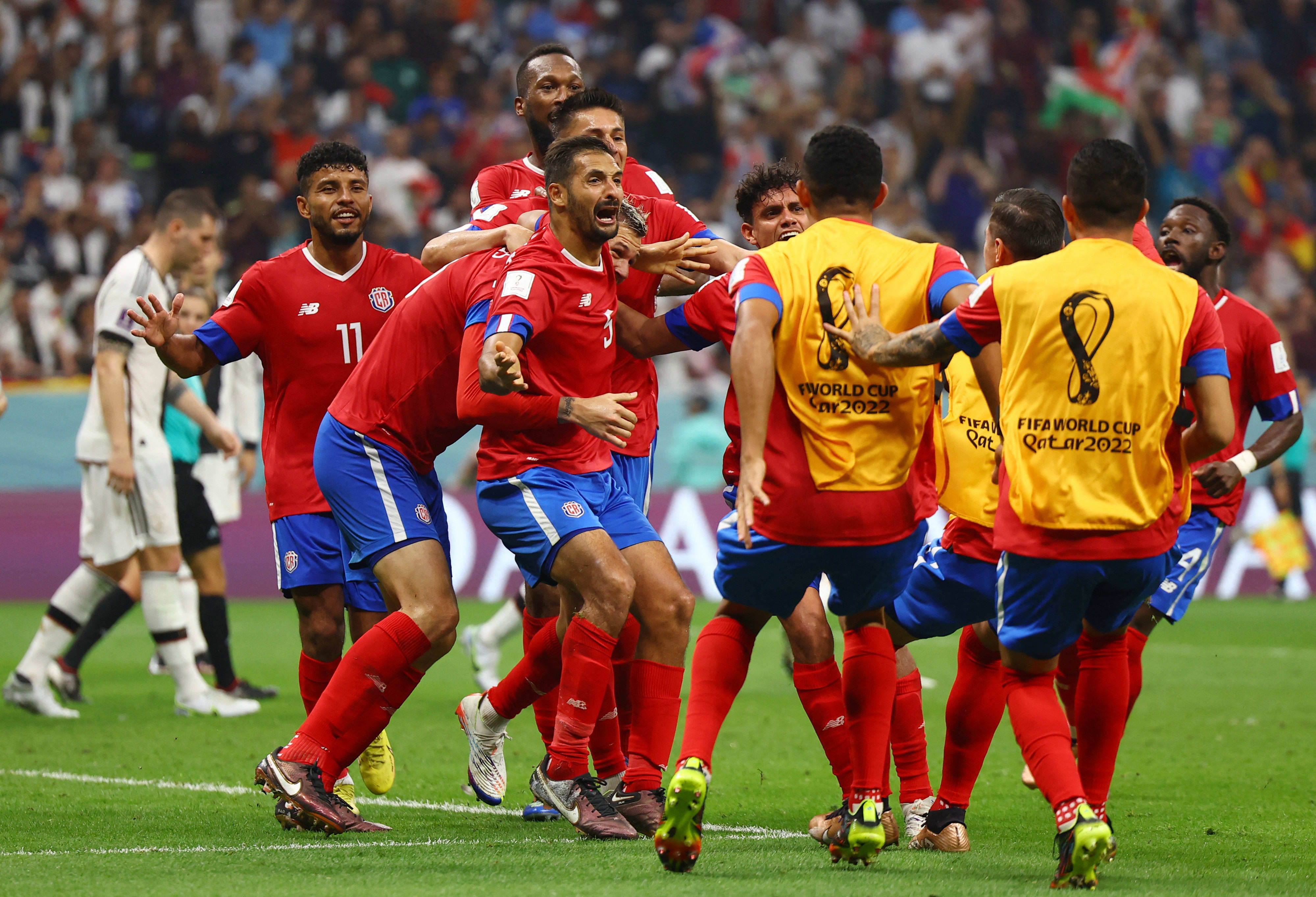 שחקני נבחרת קוסטה ריקה חוגגים