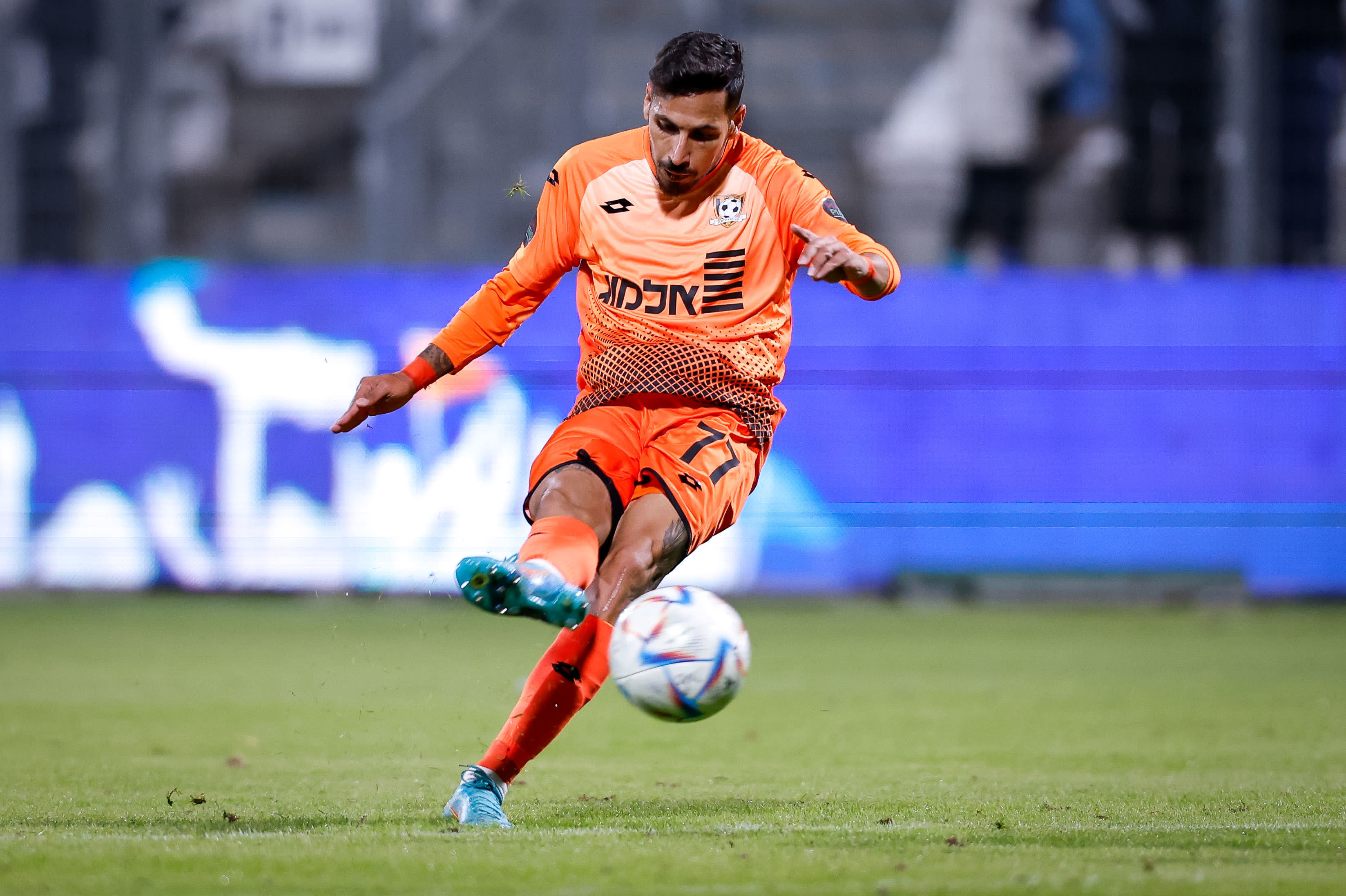 אלמוג בוזגלו, שחקן סקציה נס ציונה