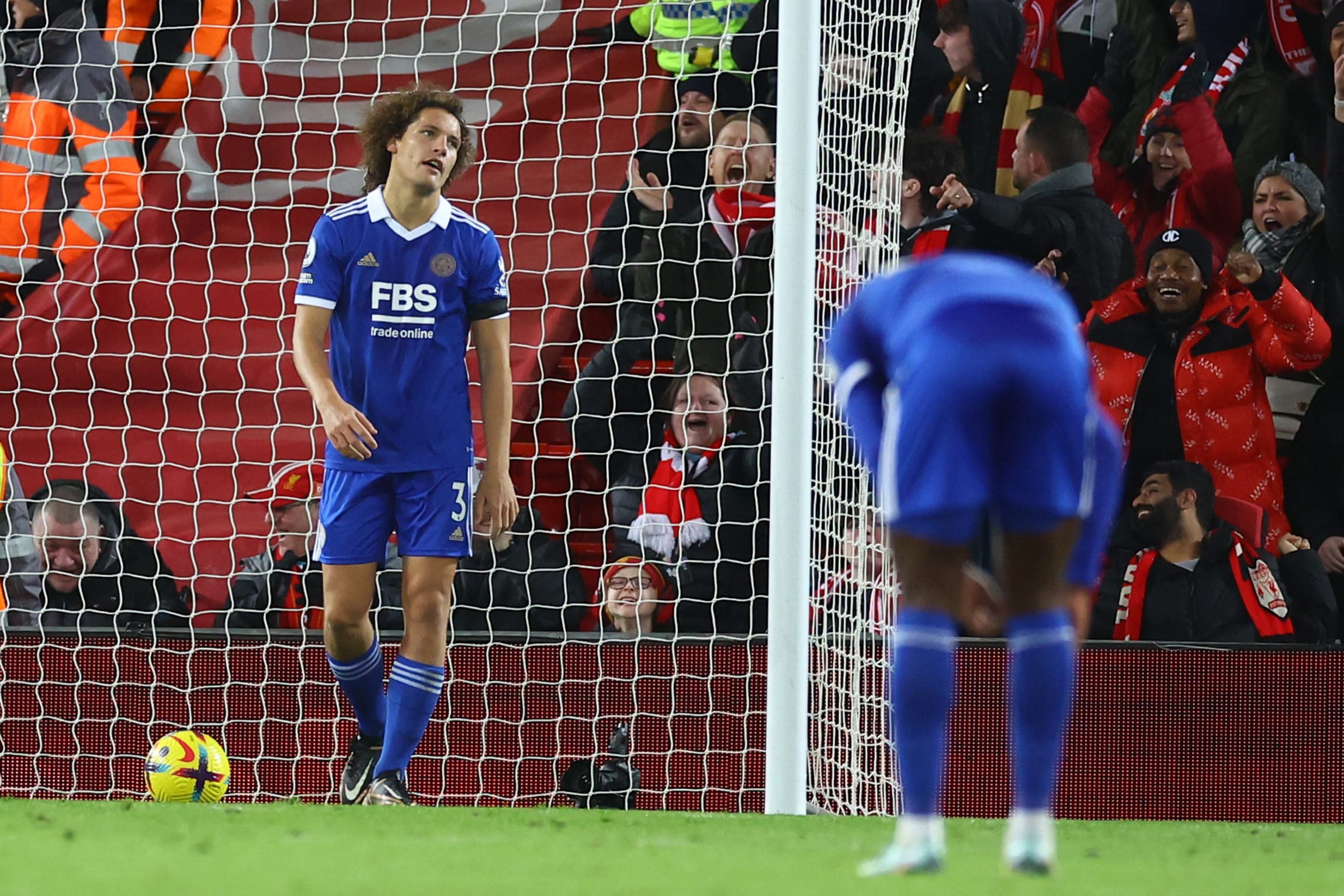 ואוט פאס שחקן לסטר