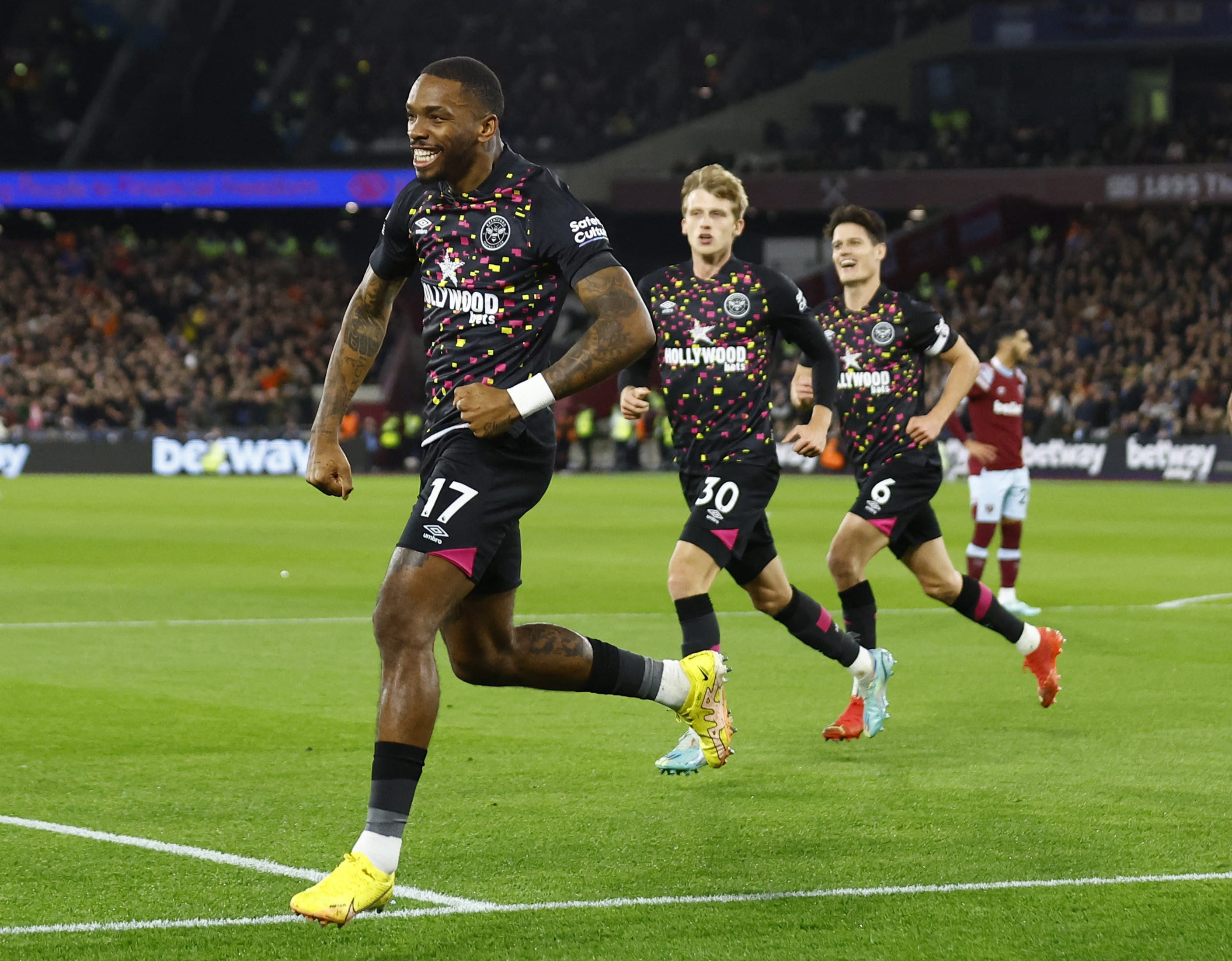 אייבן טוני שחקן ברנטפורד