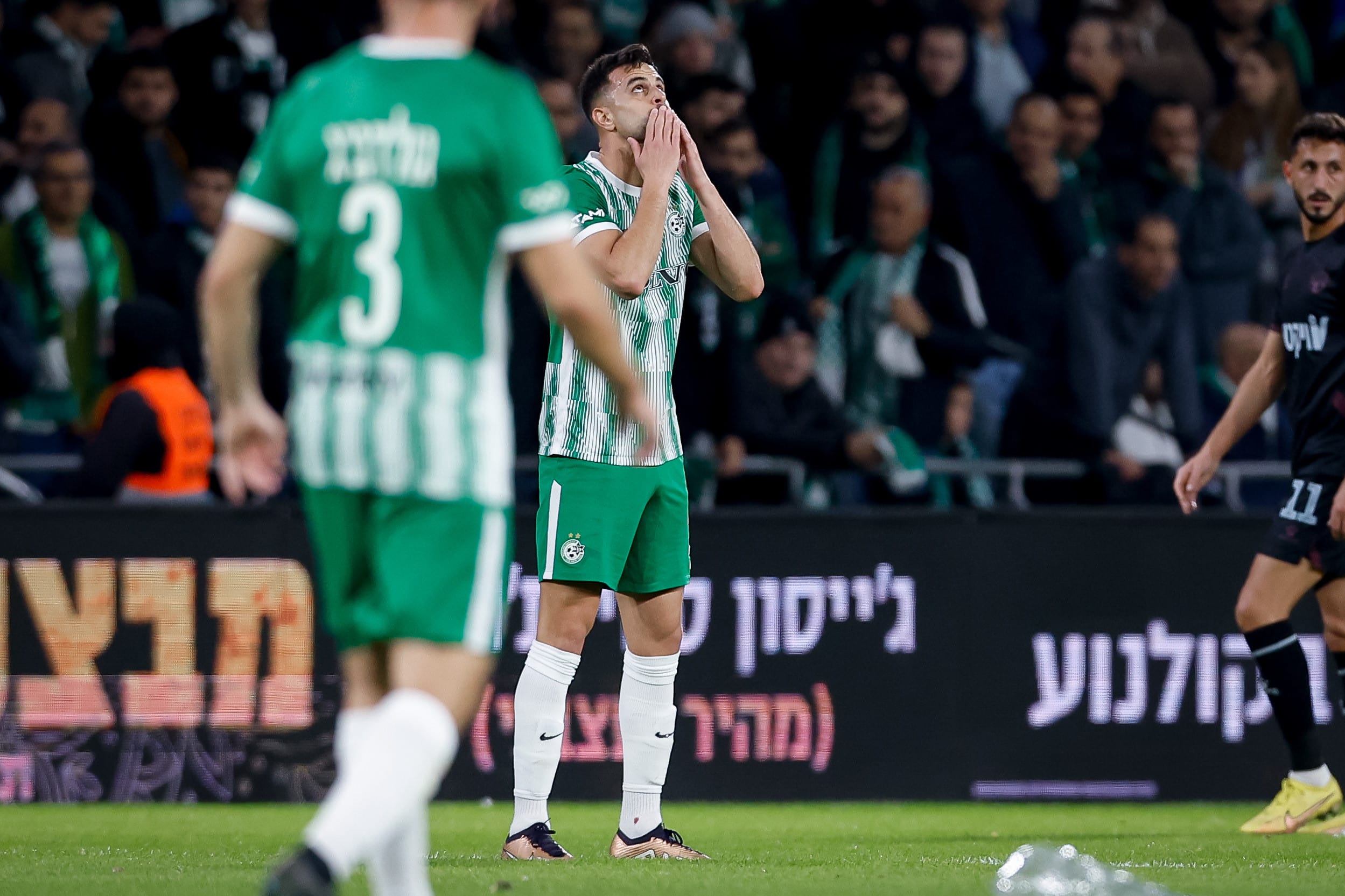 שחקן מכבי חיפה דין דוד חוגג שער