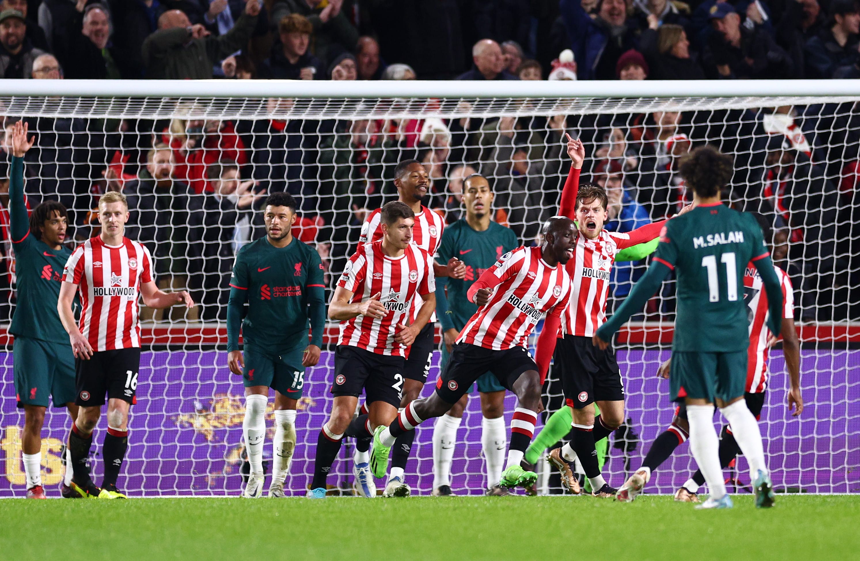 יואן וויסה, שחקן ברנטפורד