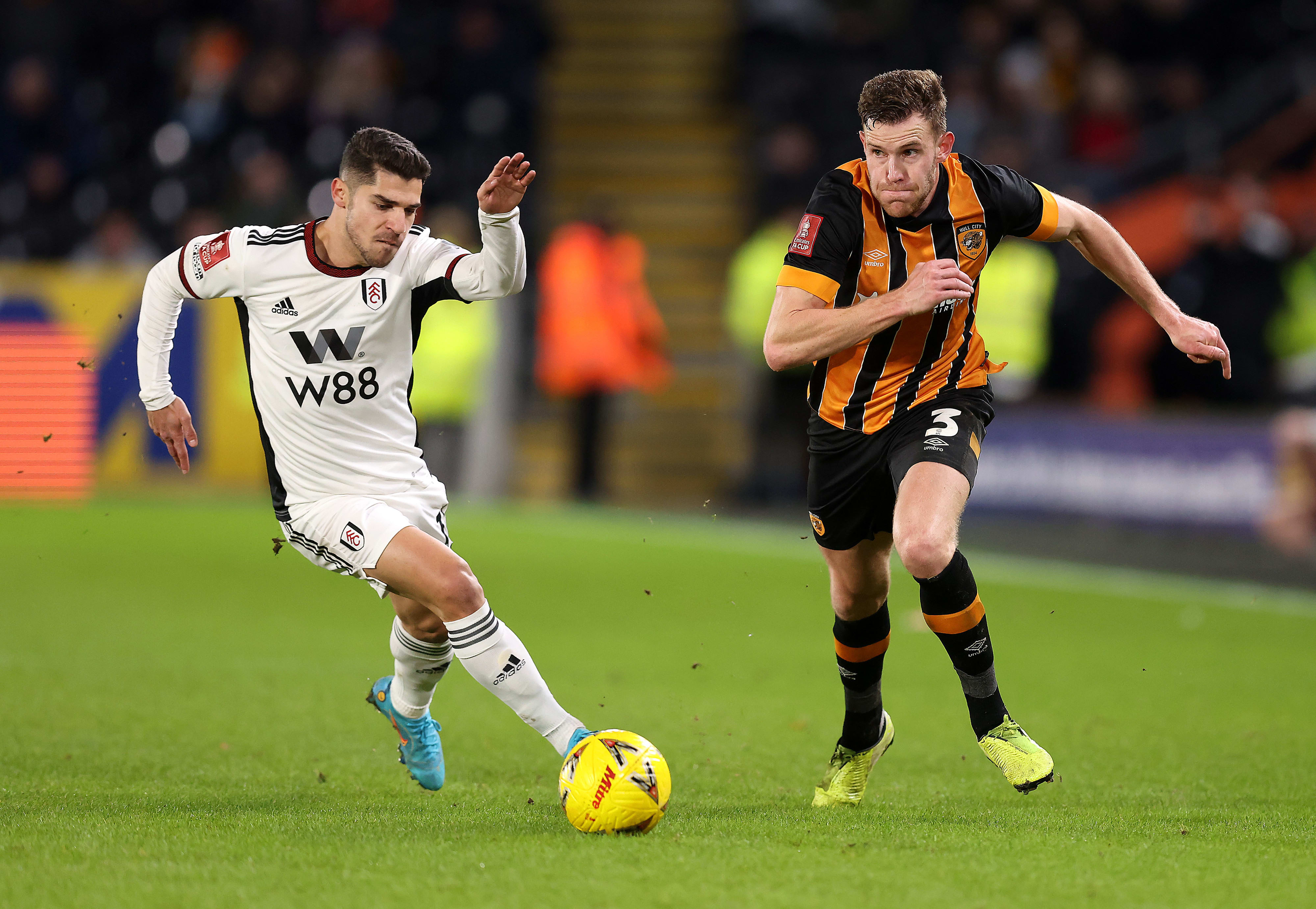 מנור סולומון, שחקן פולהאם