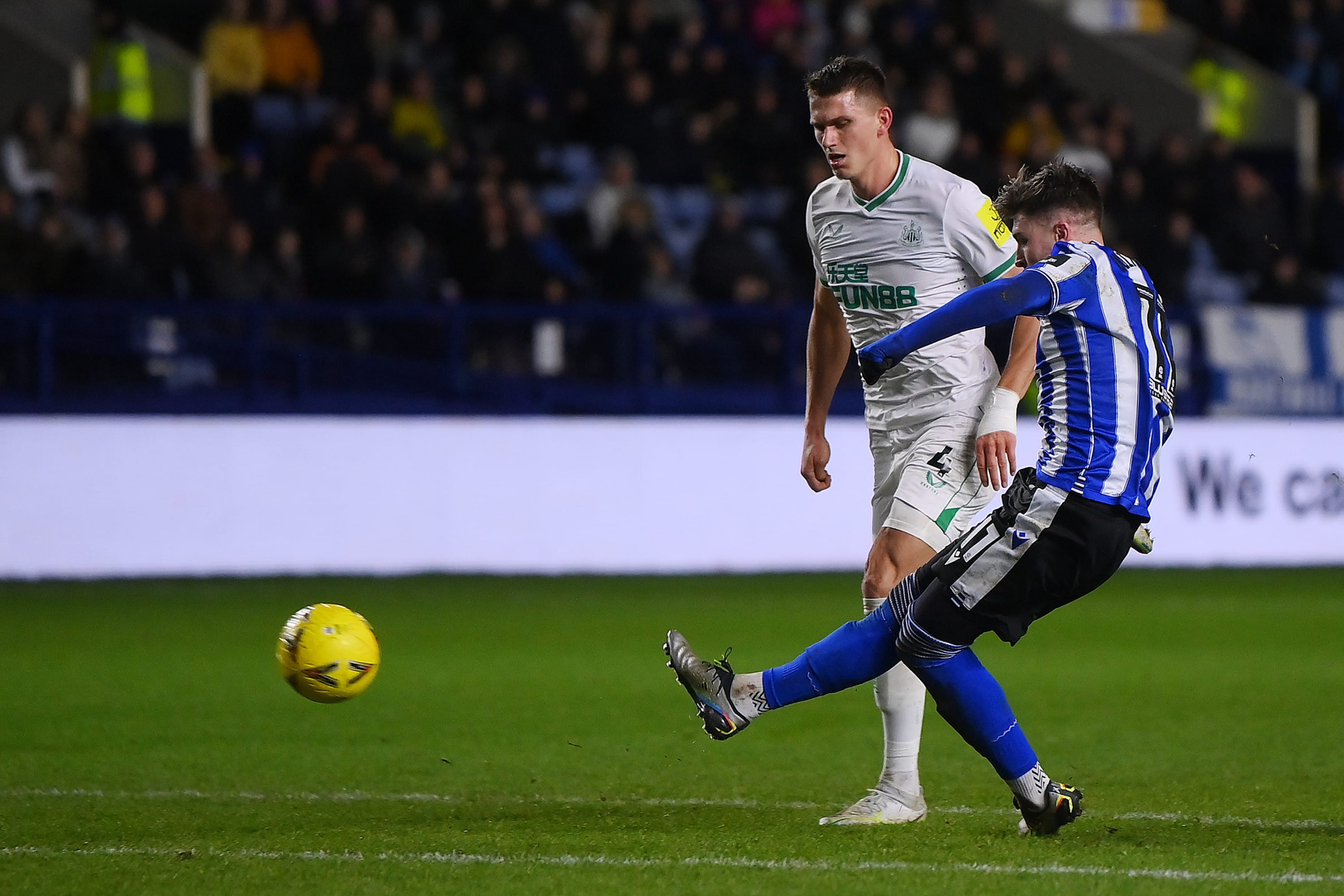 ג'וש ווינדאס, שחקן שפילד וונסדיי