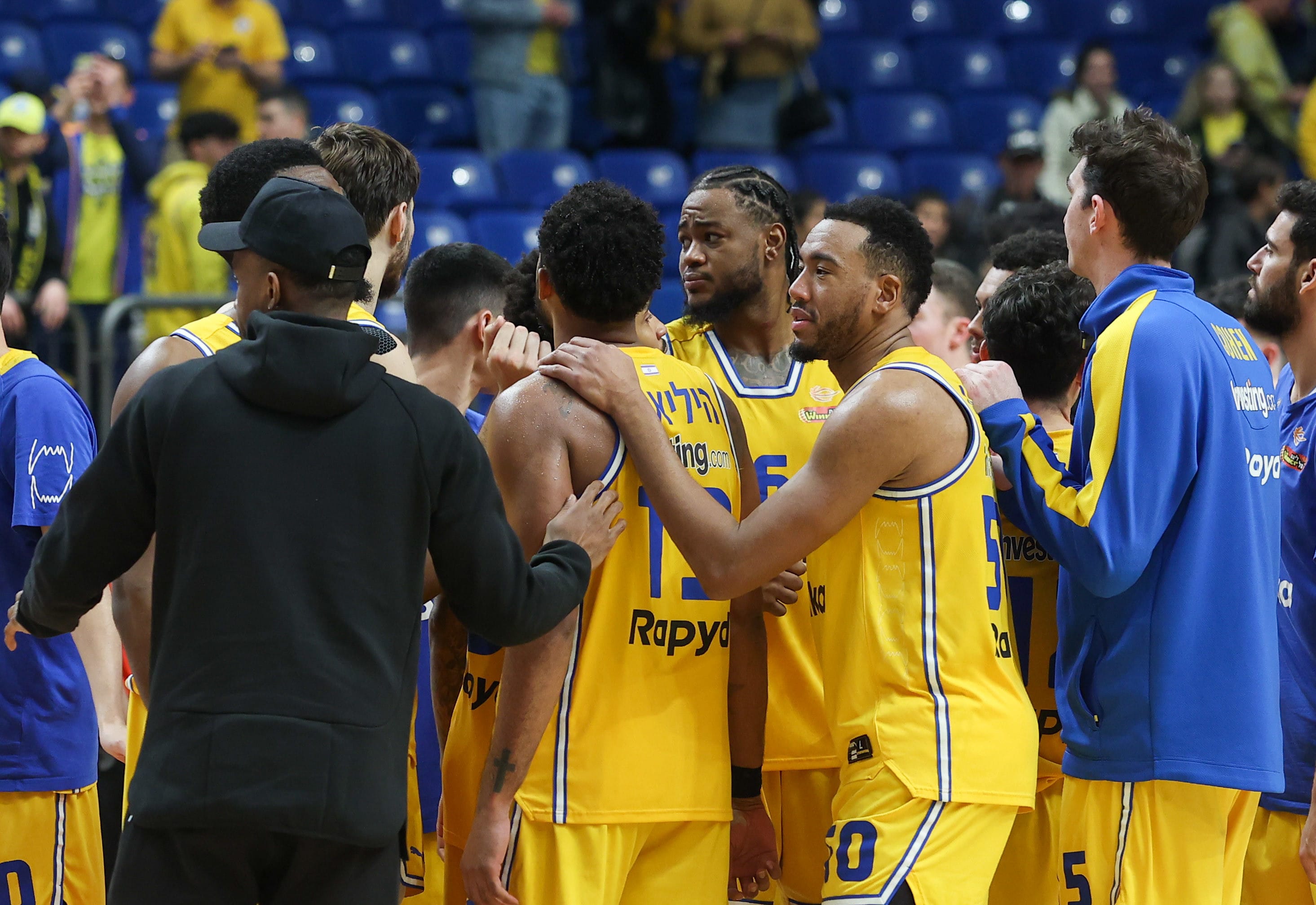 שחקני מכבי תל אביב