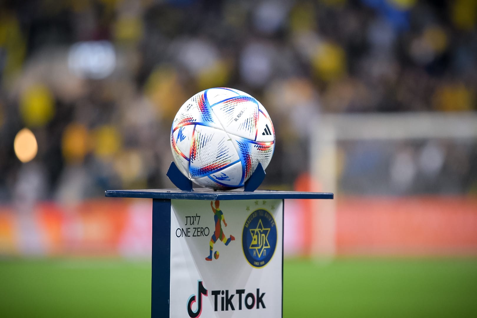 כדור כדורגל, ליגת העל