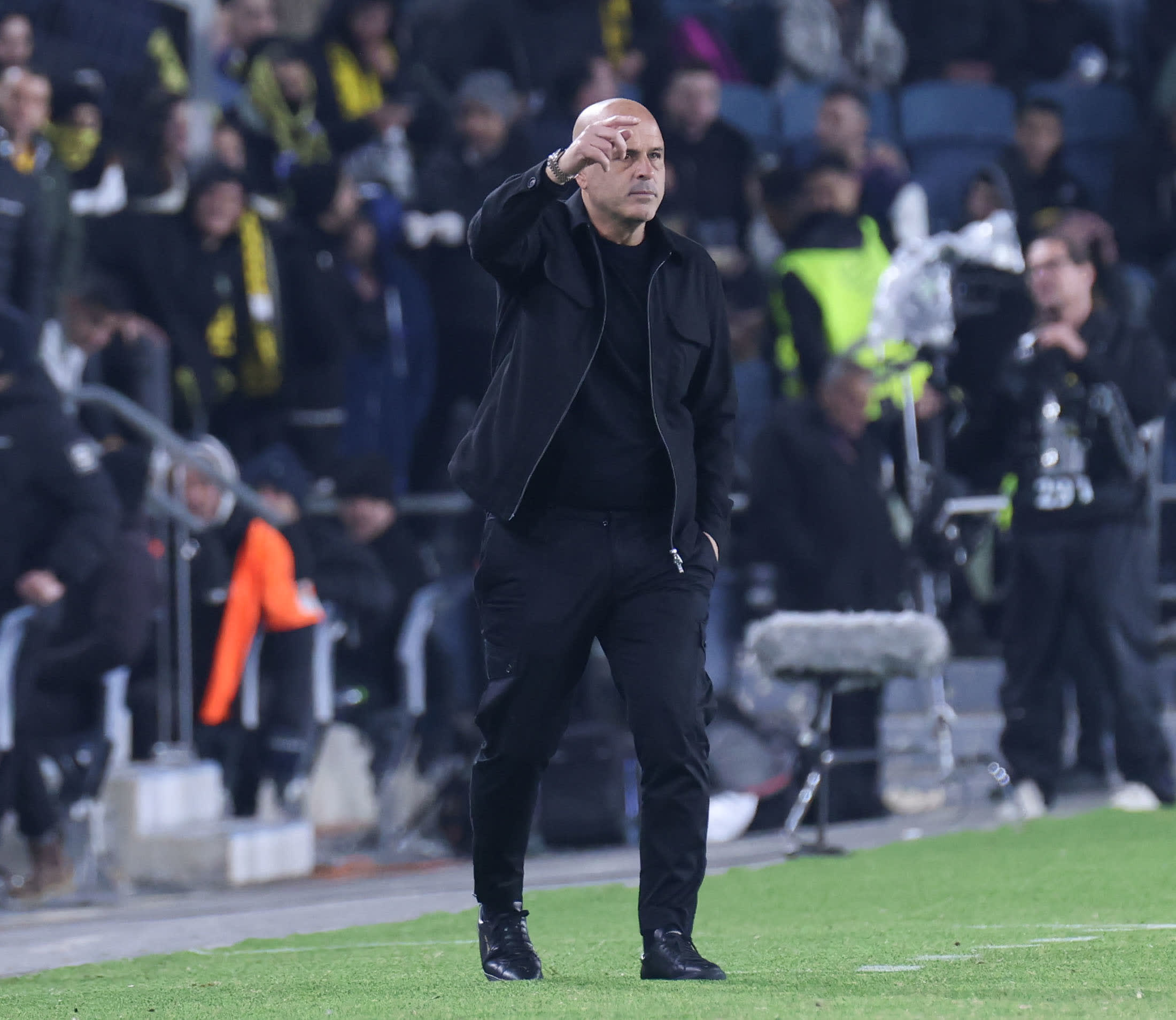 יוסי אבוקסיס, מאמן בית"ר ירושלים