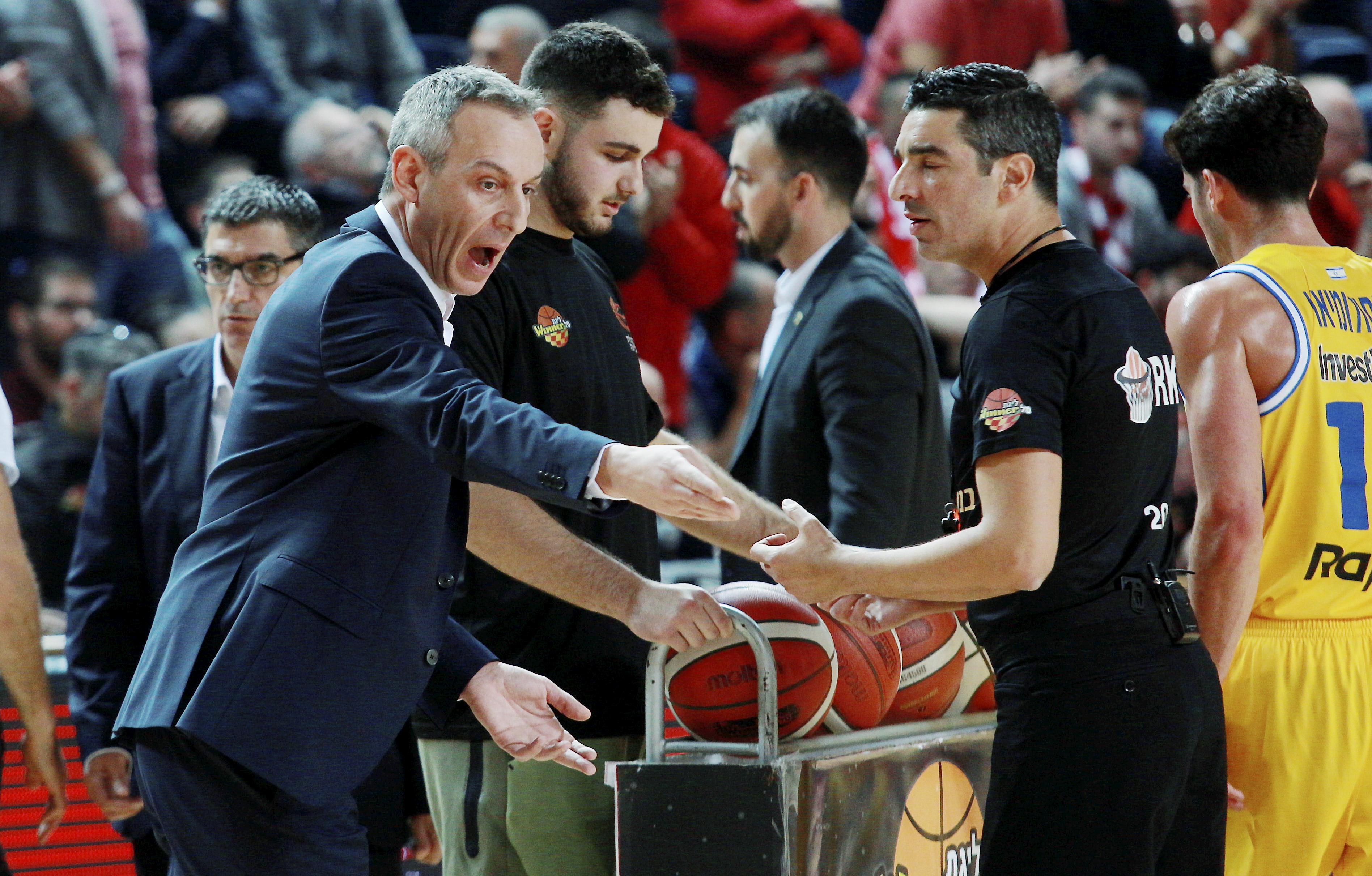 מאמן מכבי תל אביב עודד קטש