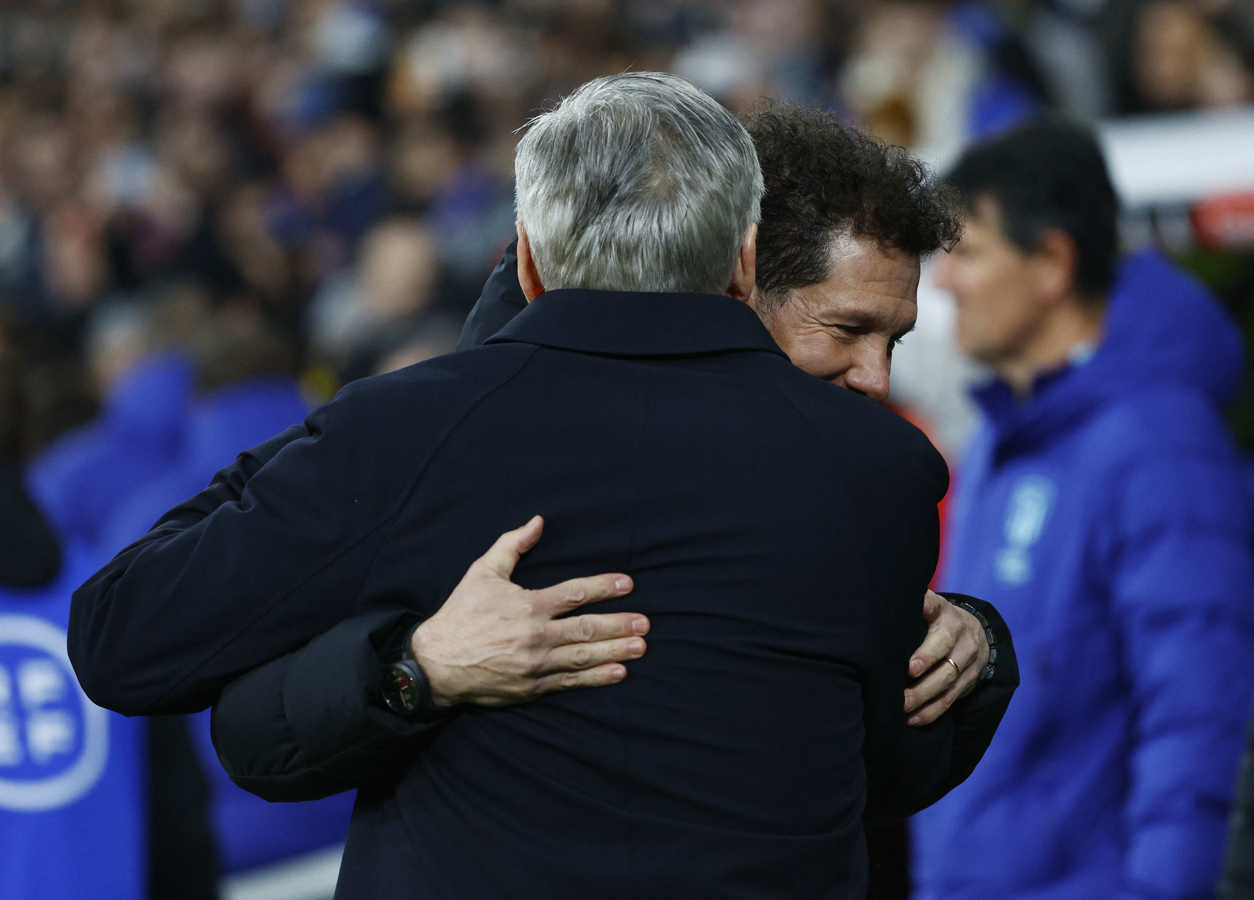 דייגו סימאונה, מאמן אתלטיקו מדריד לצד קרלו אנצ'לוטי, מאמן ריאל מדריד