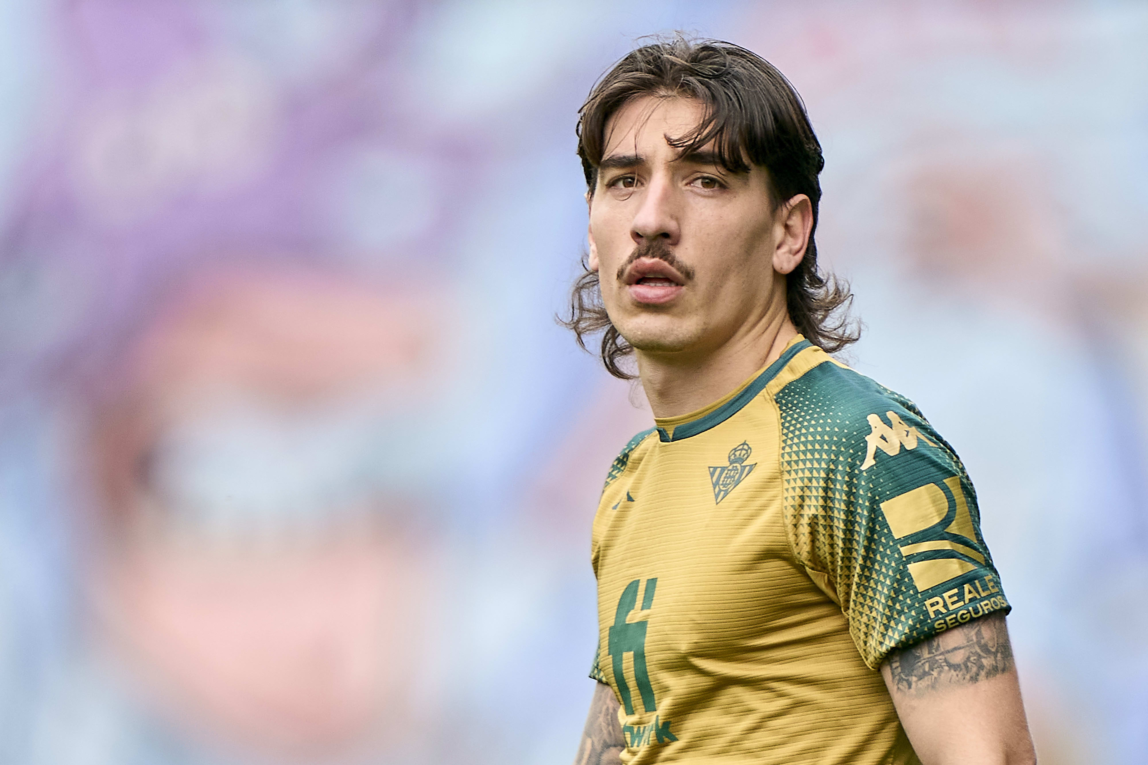 הקטור ביירין, שחקן בטיס