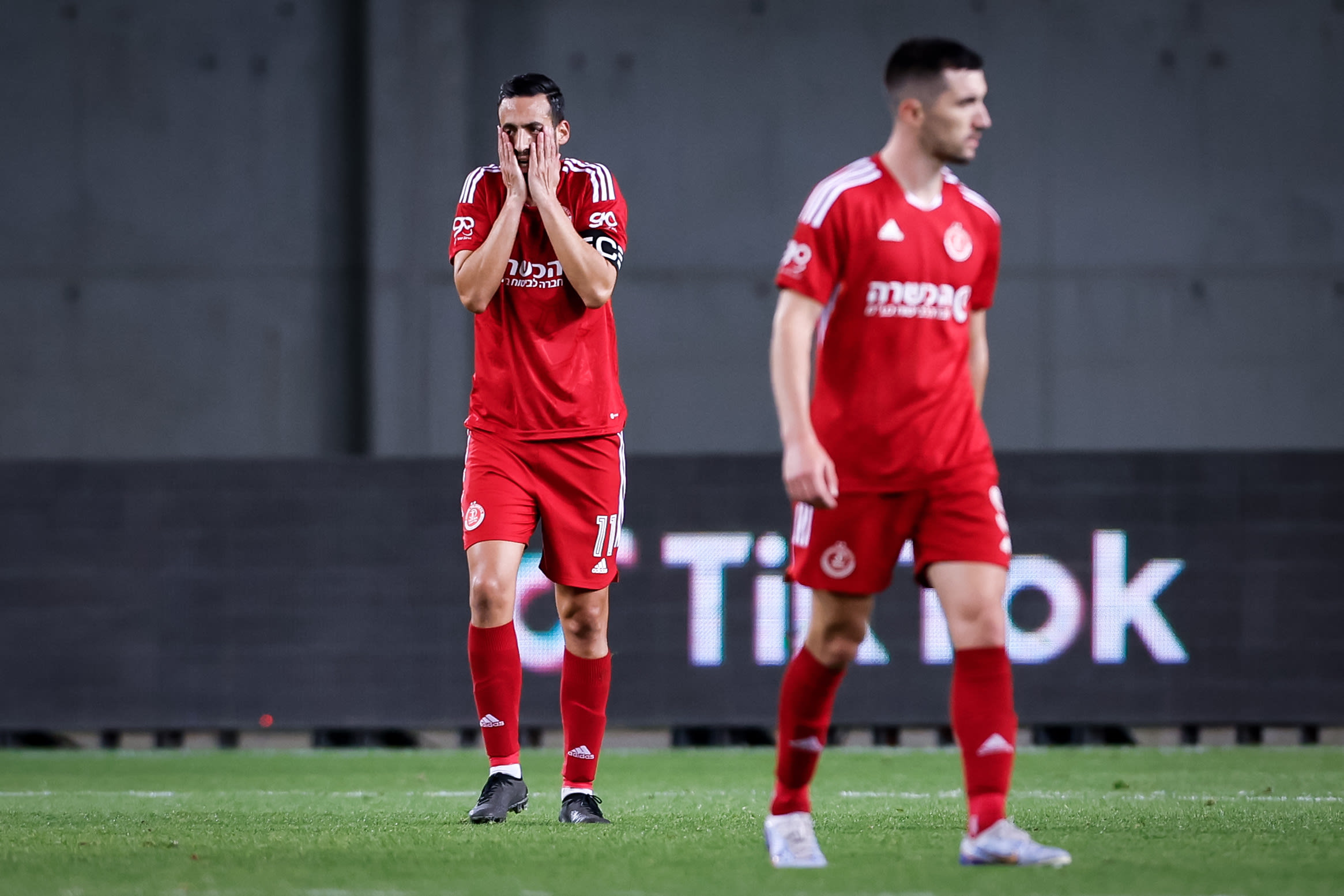 דן איינבינדר שחקן הפועל תל אביב מאוכזב