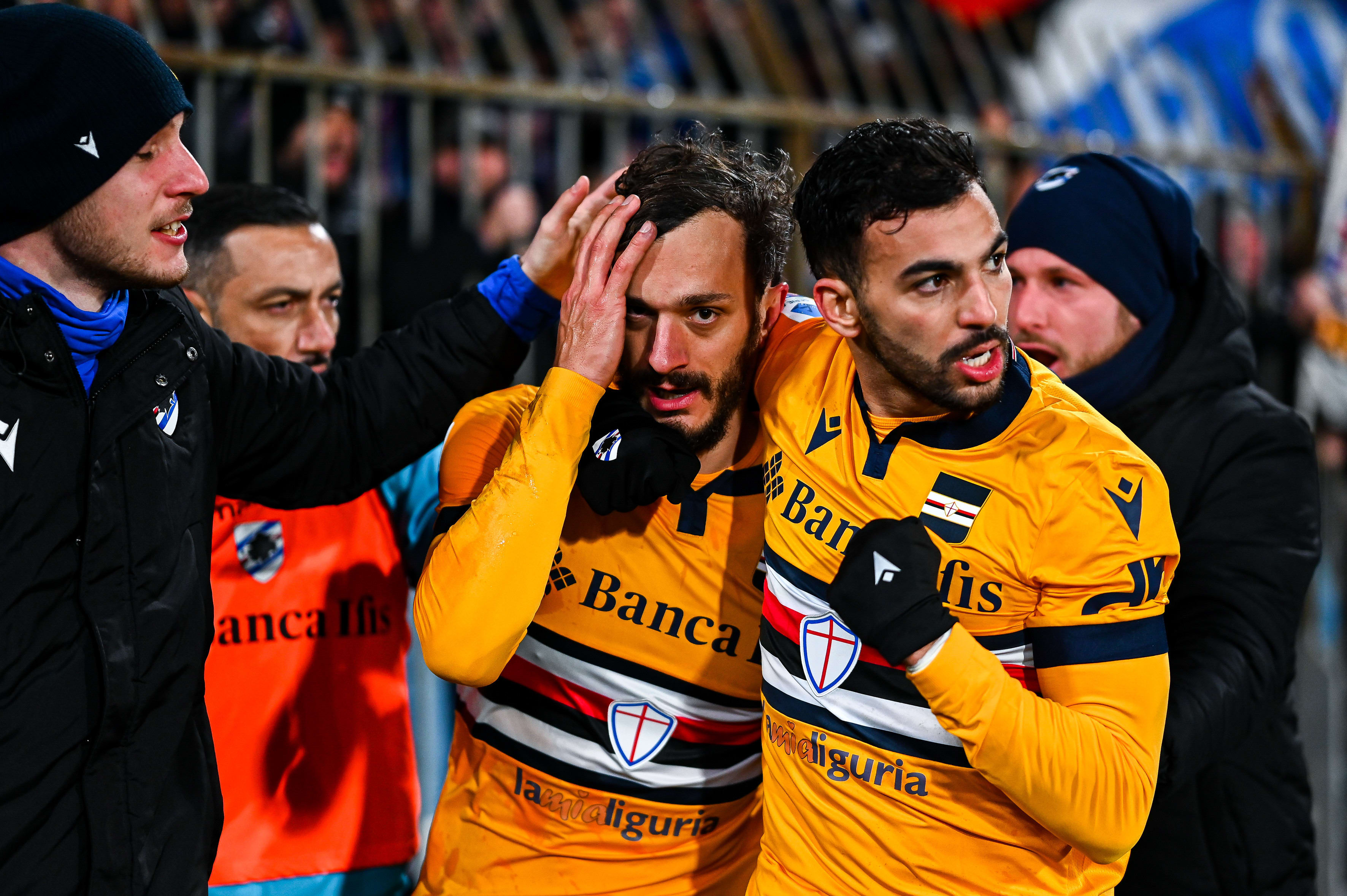 מהדי לריס עם מנולו גביאדיני (משמאל) שחקני סמפדוריה