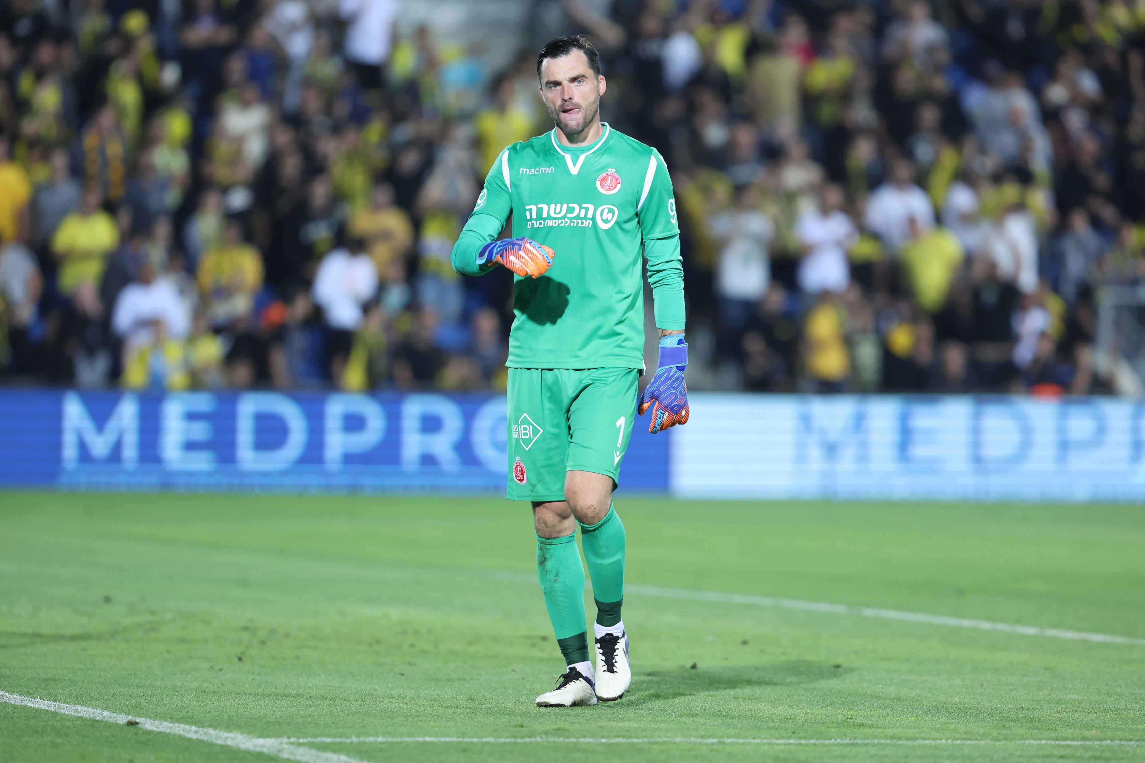 ארנסטס שטקוס שוער הפועל תל אביב