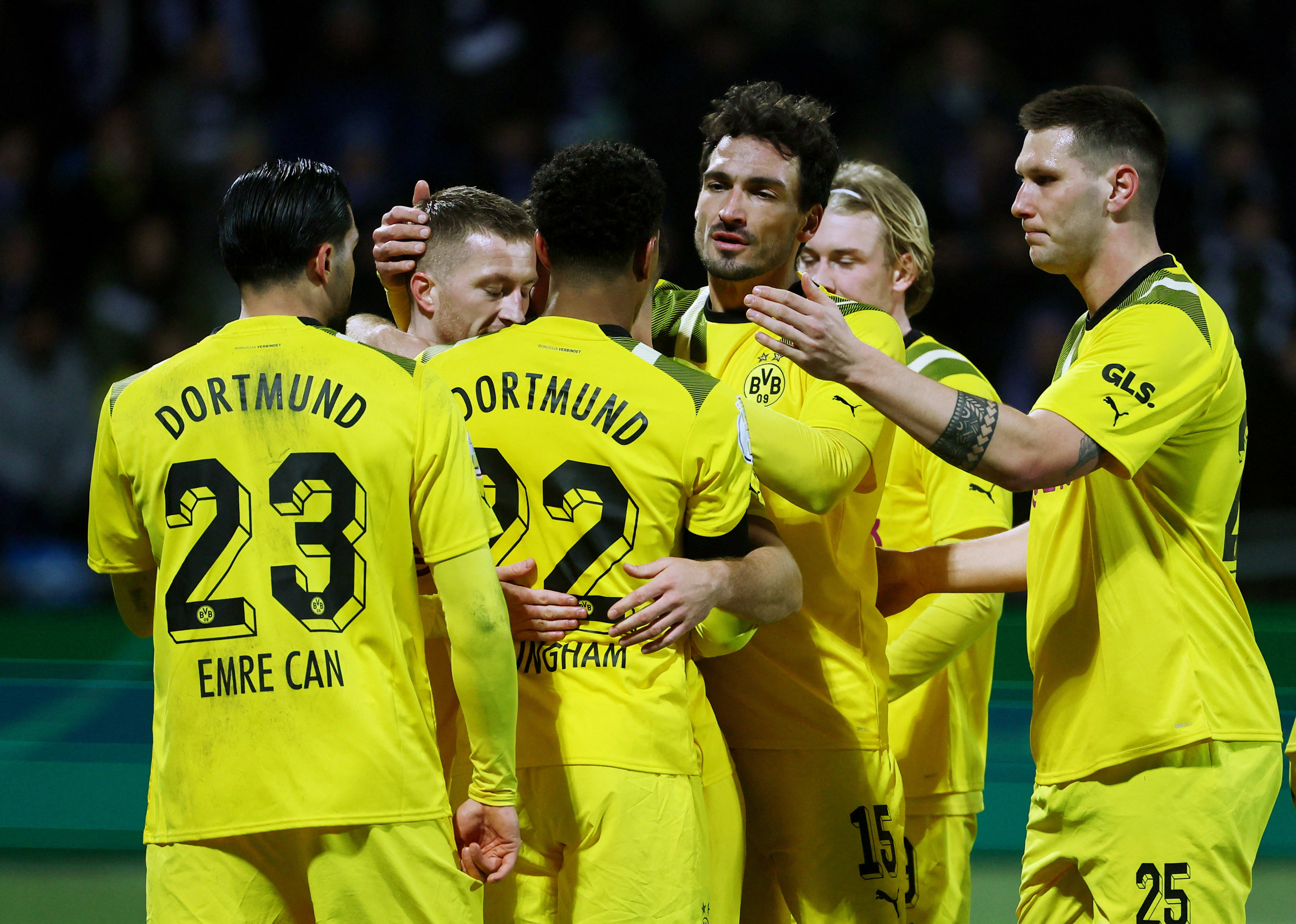 מרקו רויס ג'וד בלינגהאם שחקני בורוסיה דורטמונד חוגגים