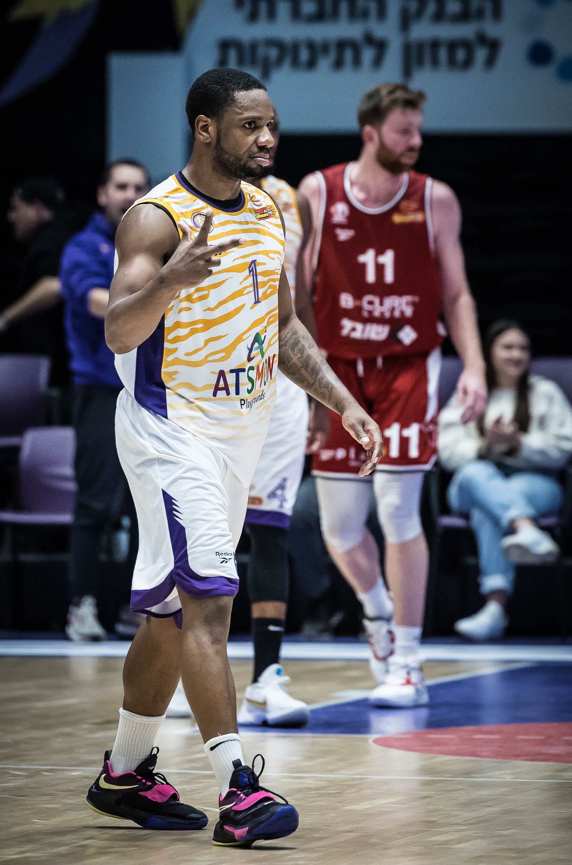 Joe Ragland, Hapoel Holon