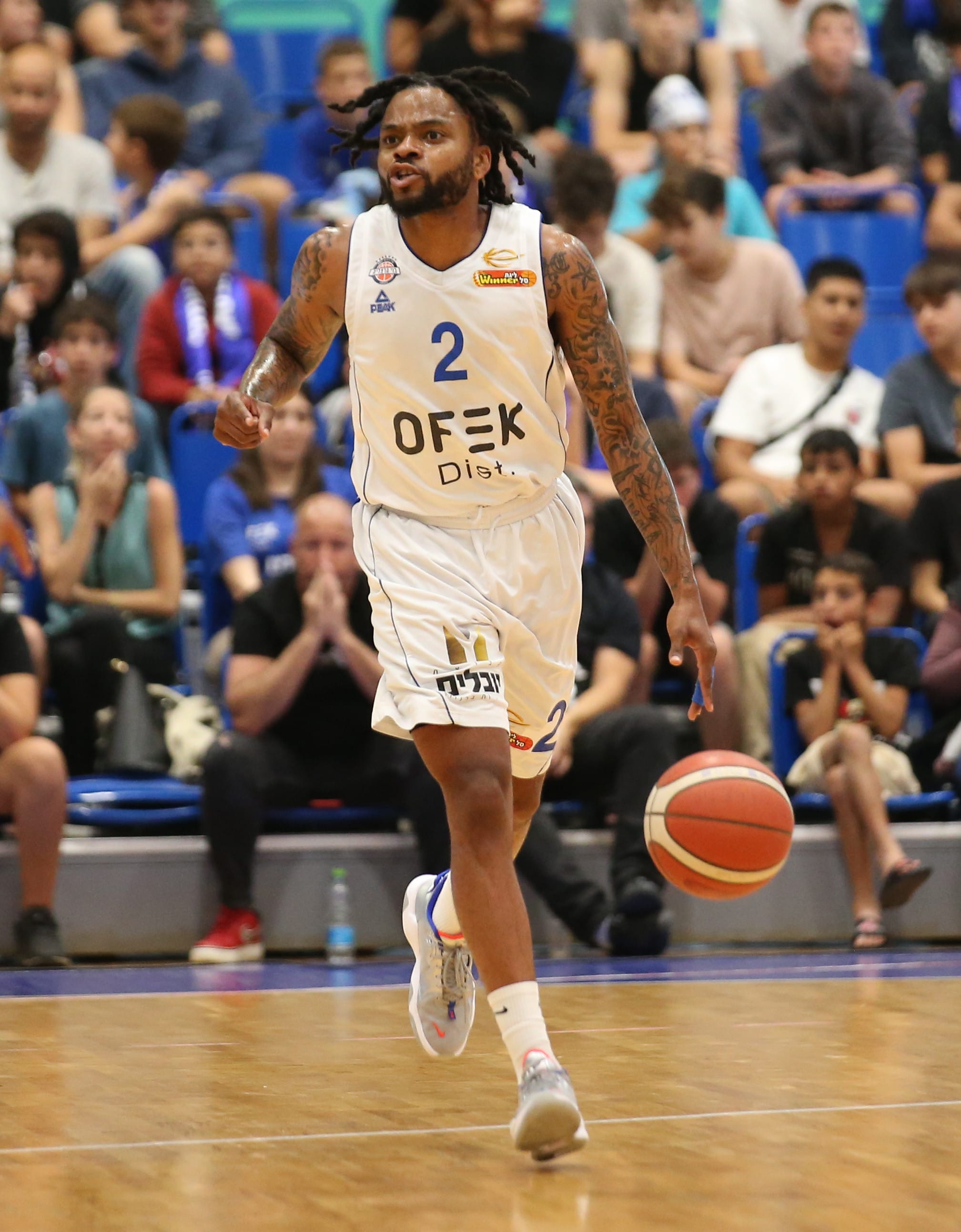 שחקן בני הרצליה די. ג'יי. קופר