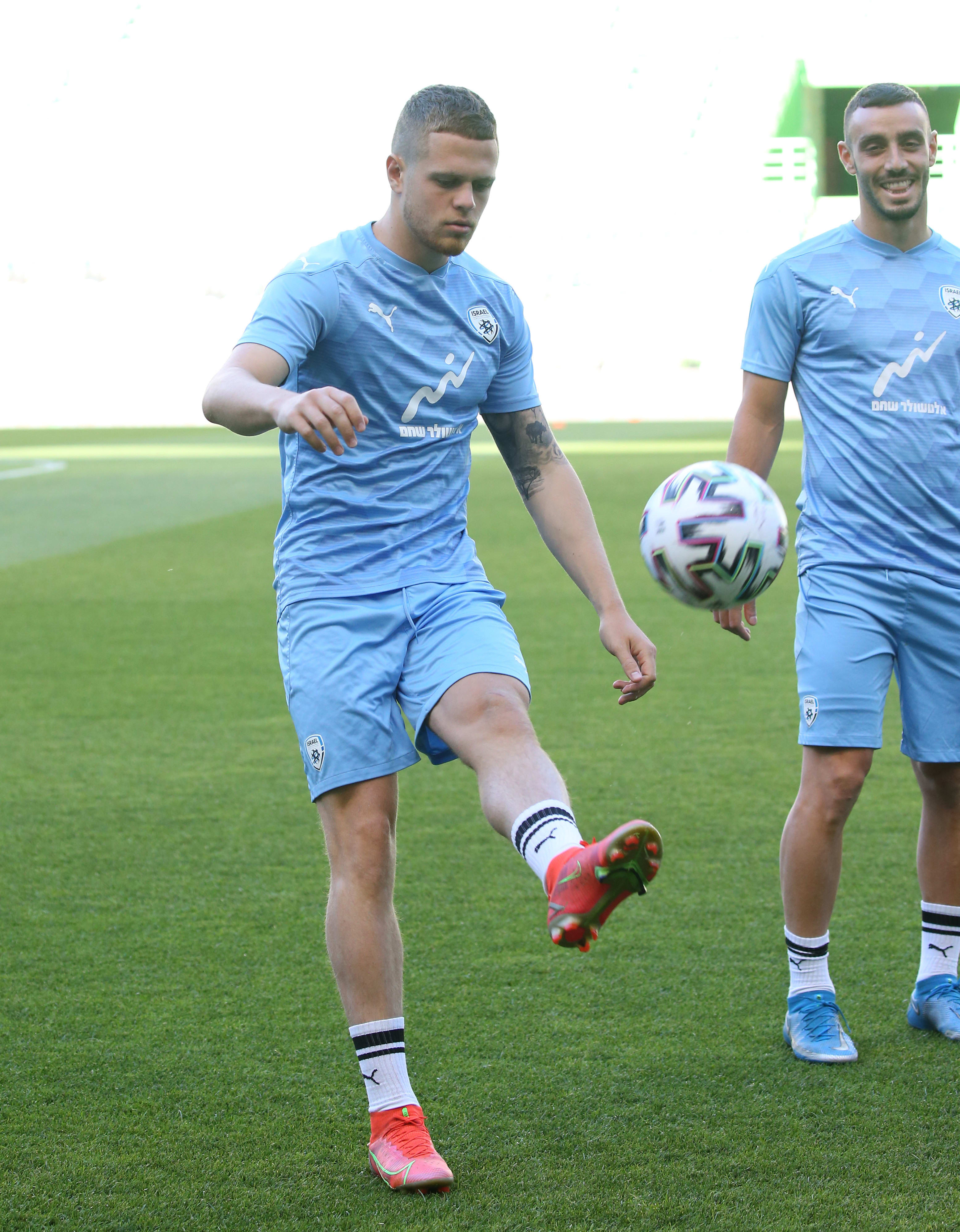 ג'ואל אבו חנא שחקן נבחרת ישראל