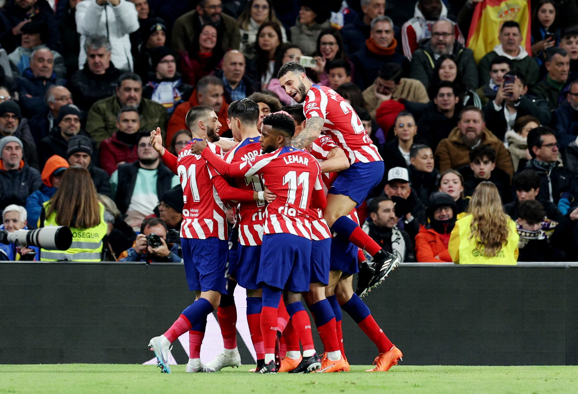 שחקני אתלטיקו מדריד חוגגים