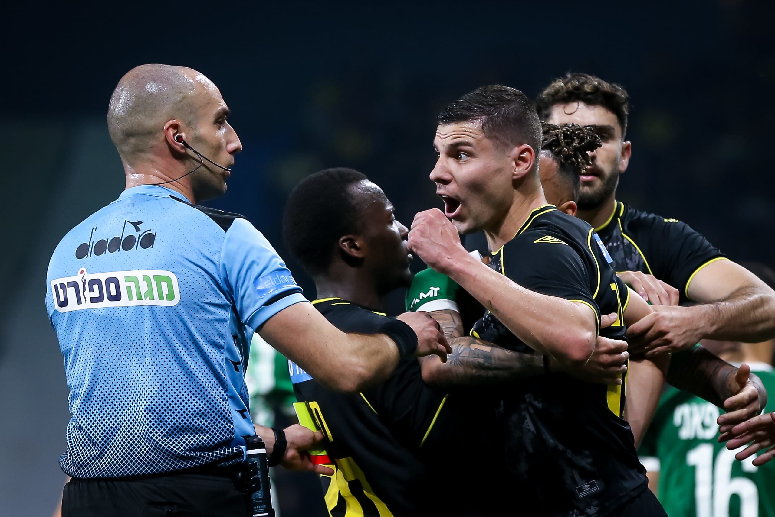 גריגורי מורוזוב שחקן בית