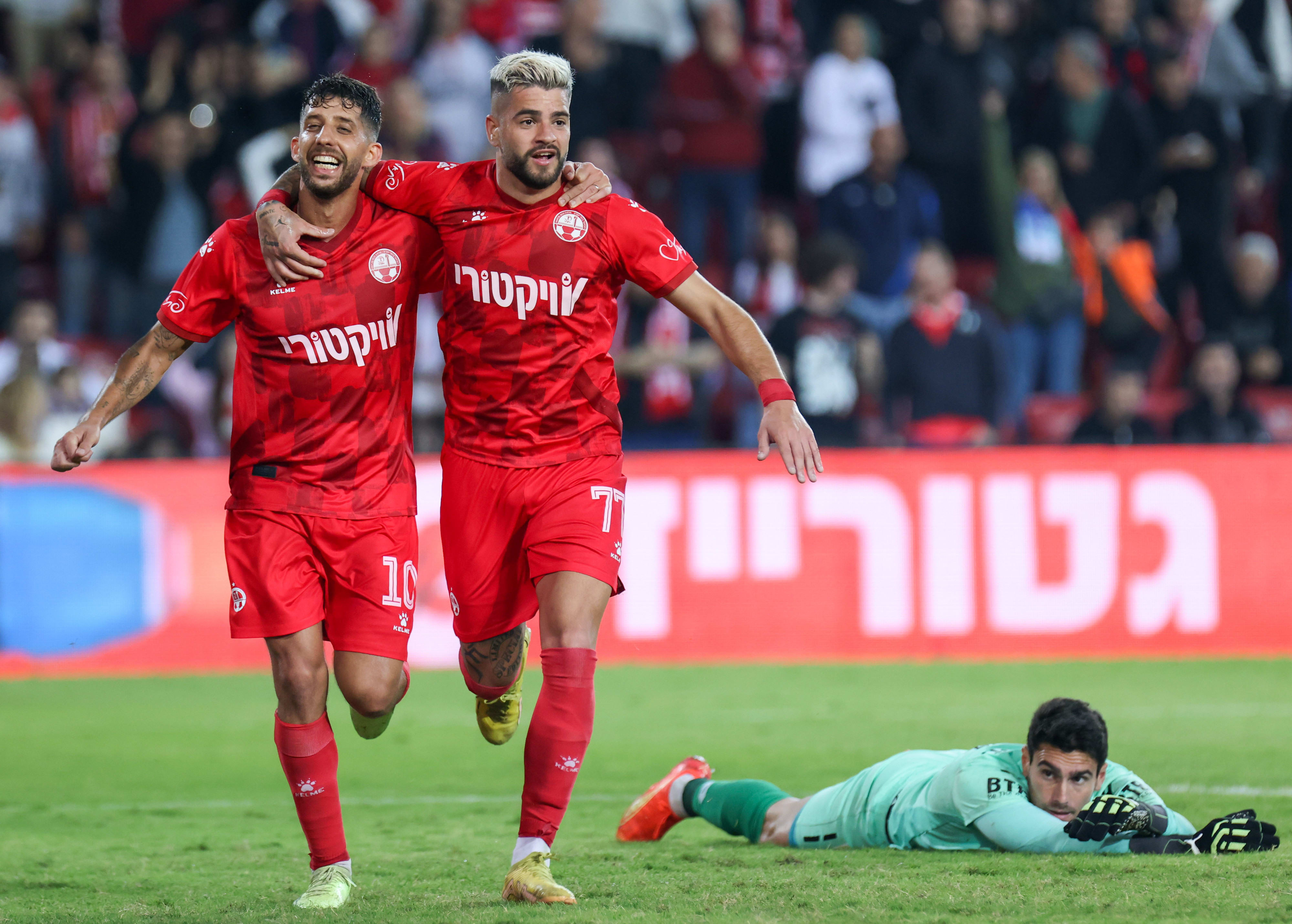 רותם חטואל, דור מיכה שחקני הפועל באר שבע חוגגים