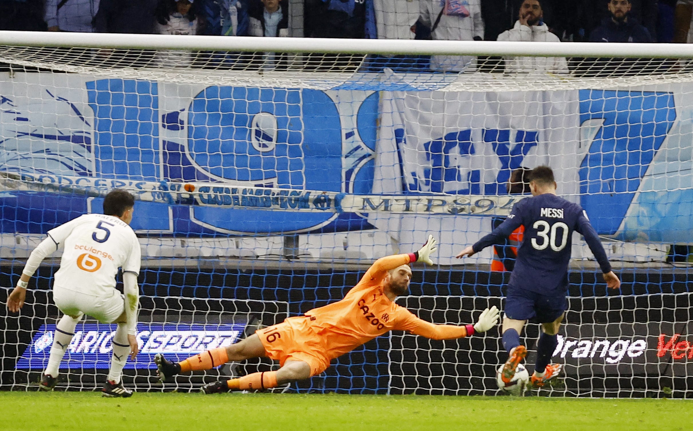 Lionel Messi, Paris Saint-Germain player, scores for Marseille