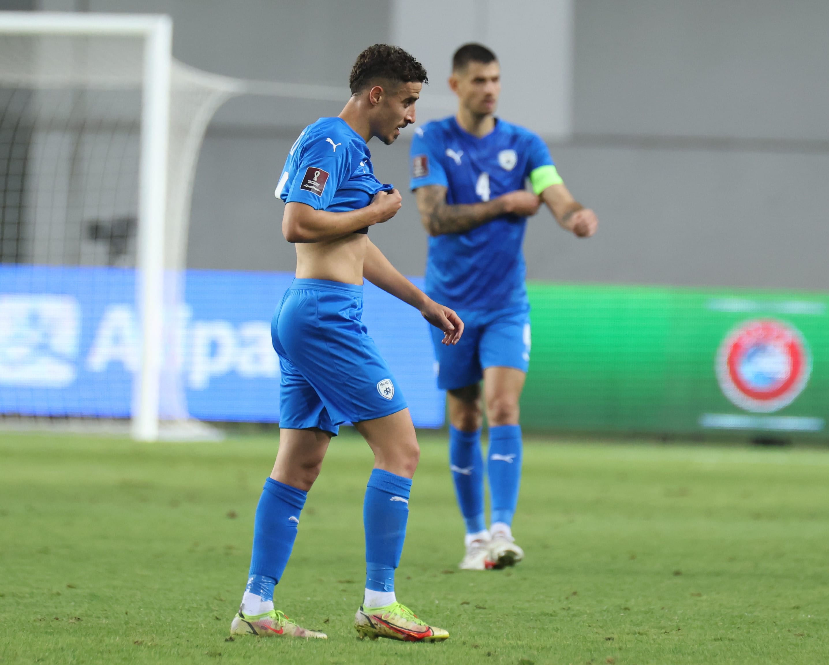 שחקן נבחרת ישראל דולב חזיזה