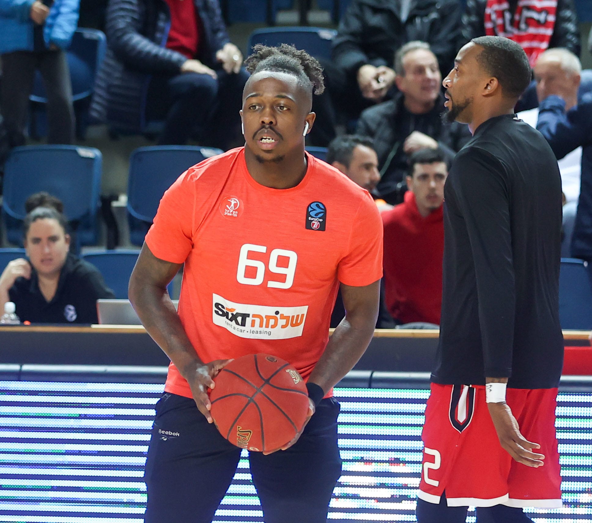 ג'ייקובן בראון, שחקן הפועל תל אביב