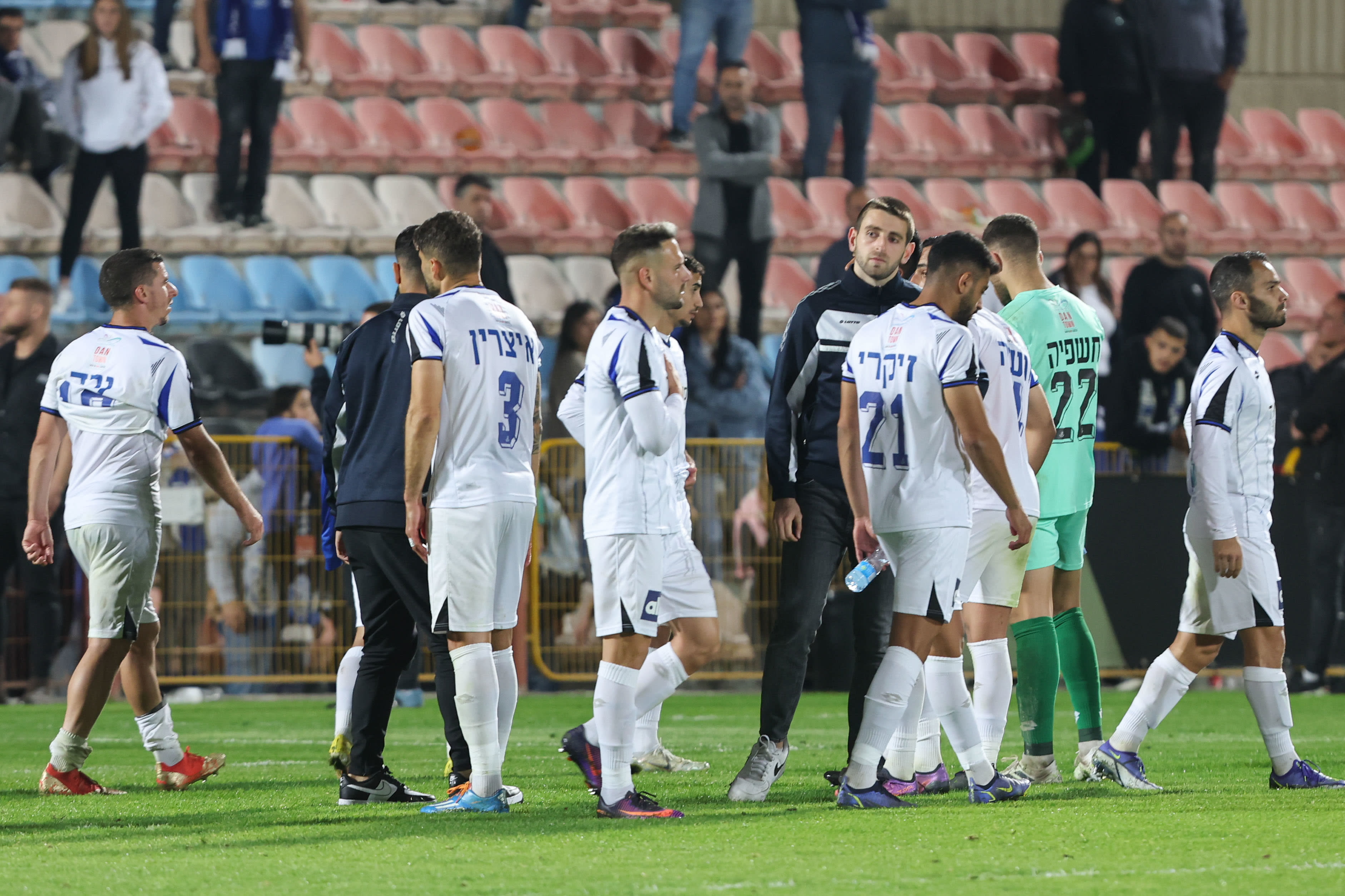 שחקני הפועל פתח תקוה