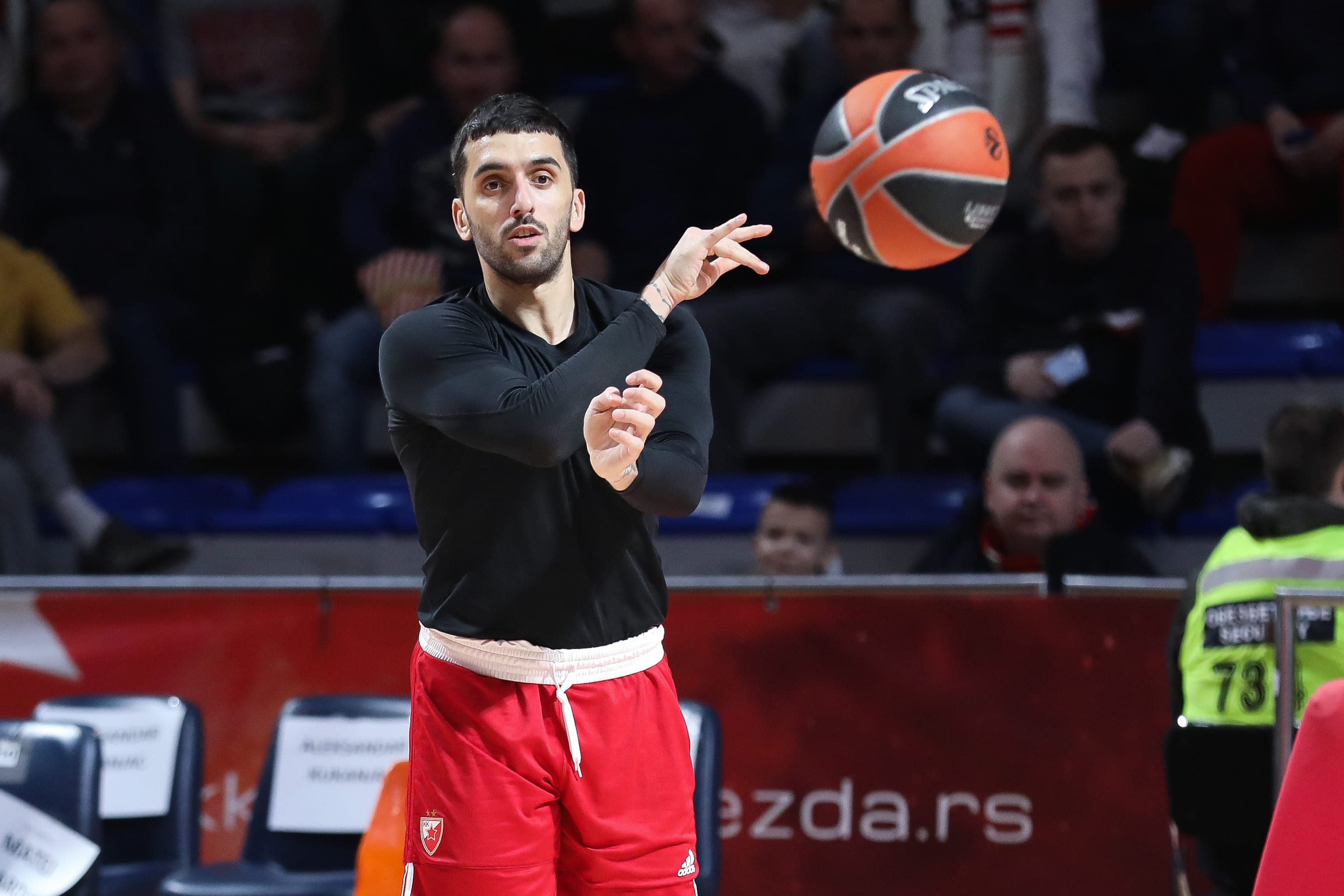 פקונדו קמפאסו, הכוכב האדום בלגרד