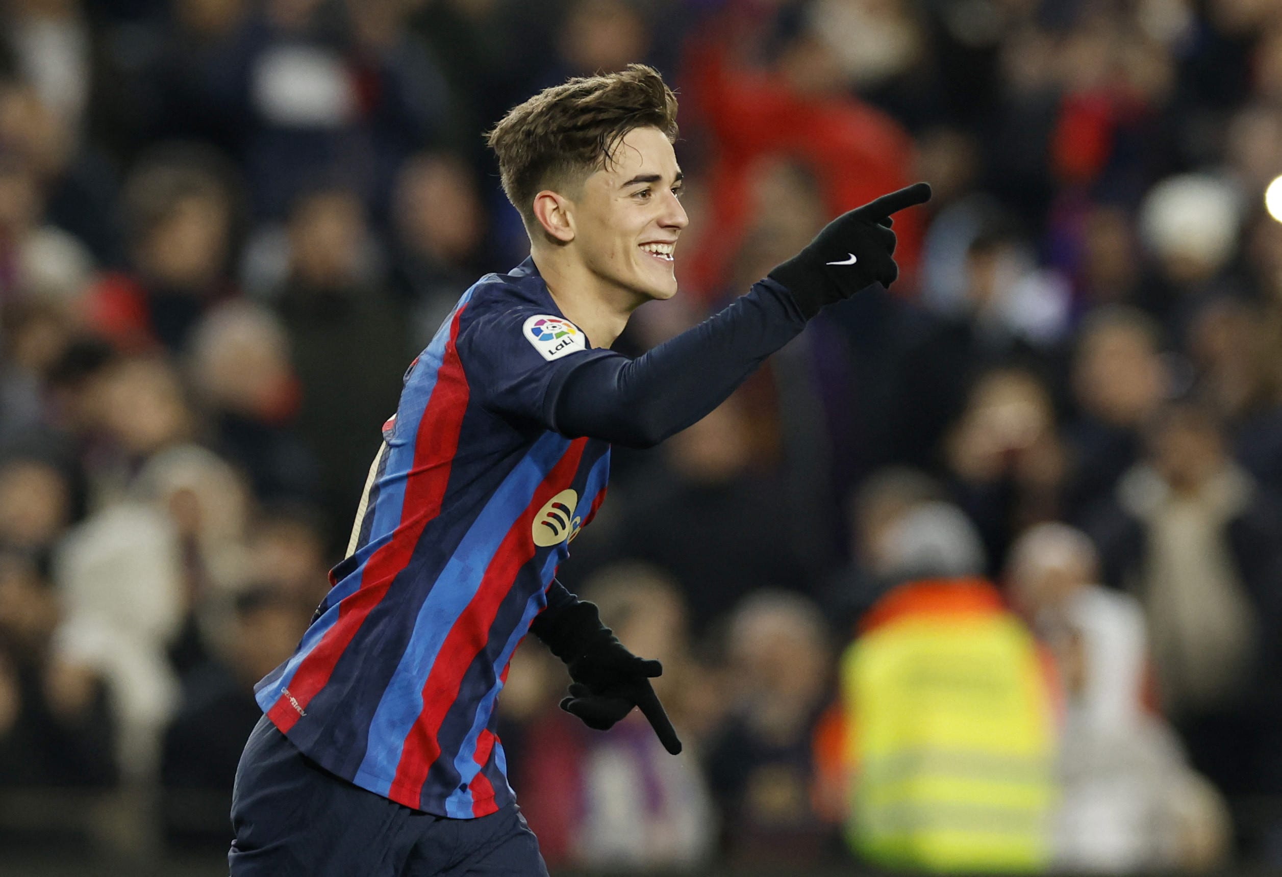 גאבי, קשר ברצלונה