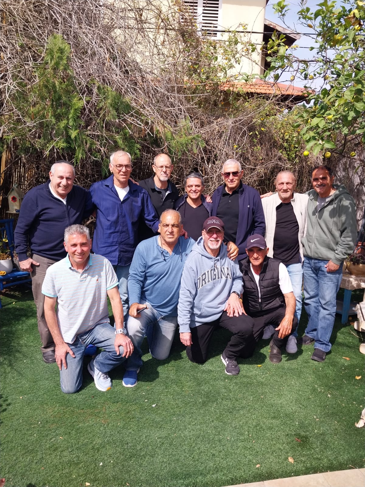 כדורגל של פעם: תמונה ממפגש נוסטלגי של שחקני עבר