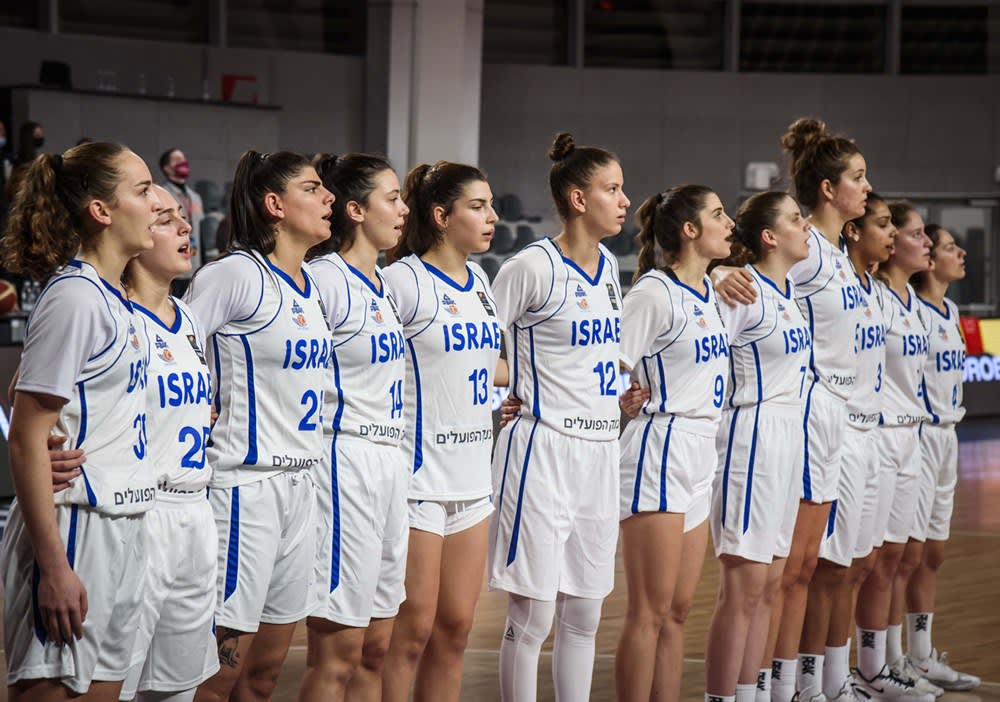 שחקניות נבחרת ישראל בכדורסל נשים