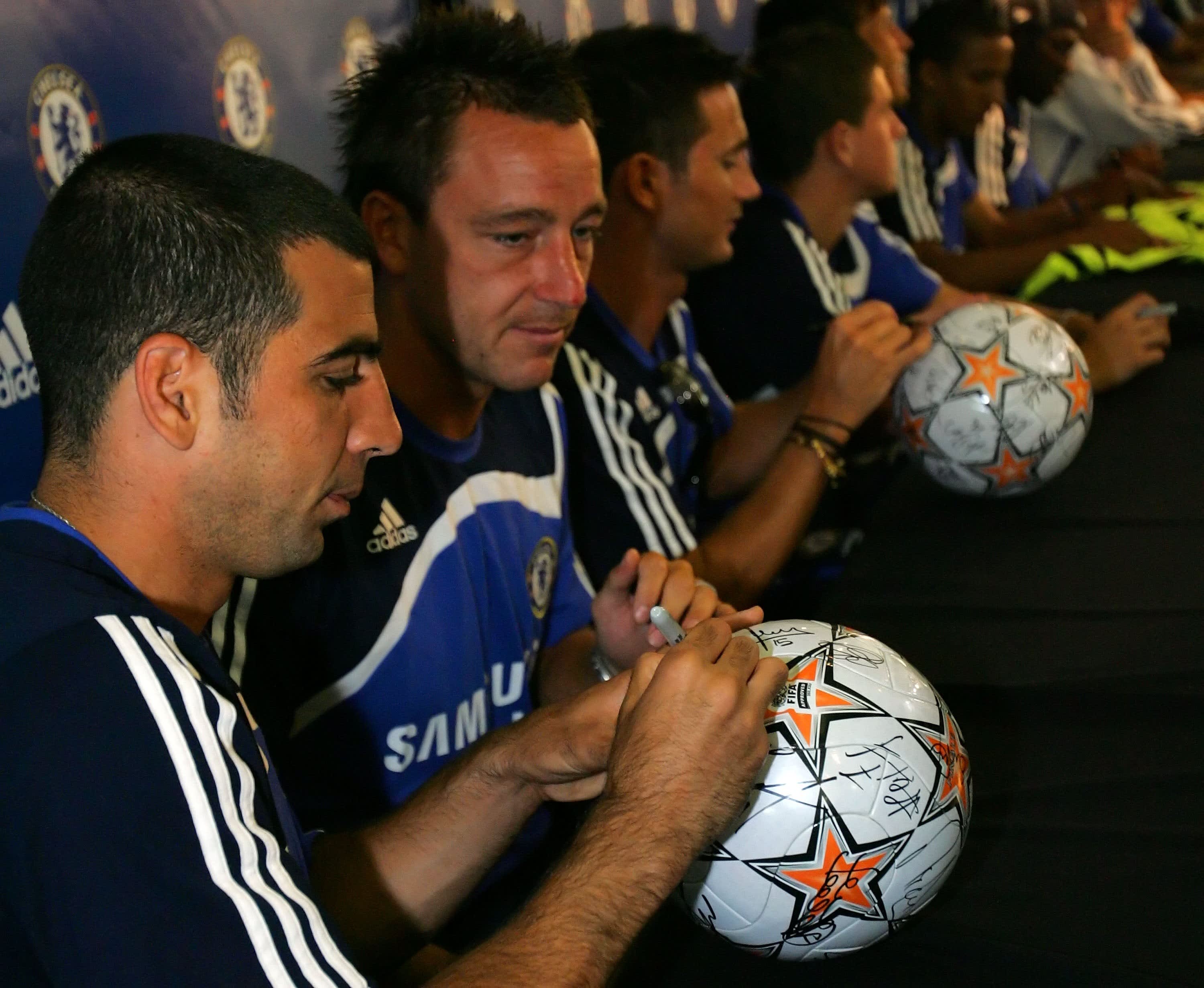 ג'ון טרי עם טל בן חיים בצ'לסי