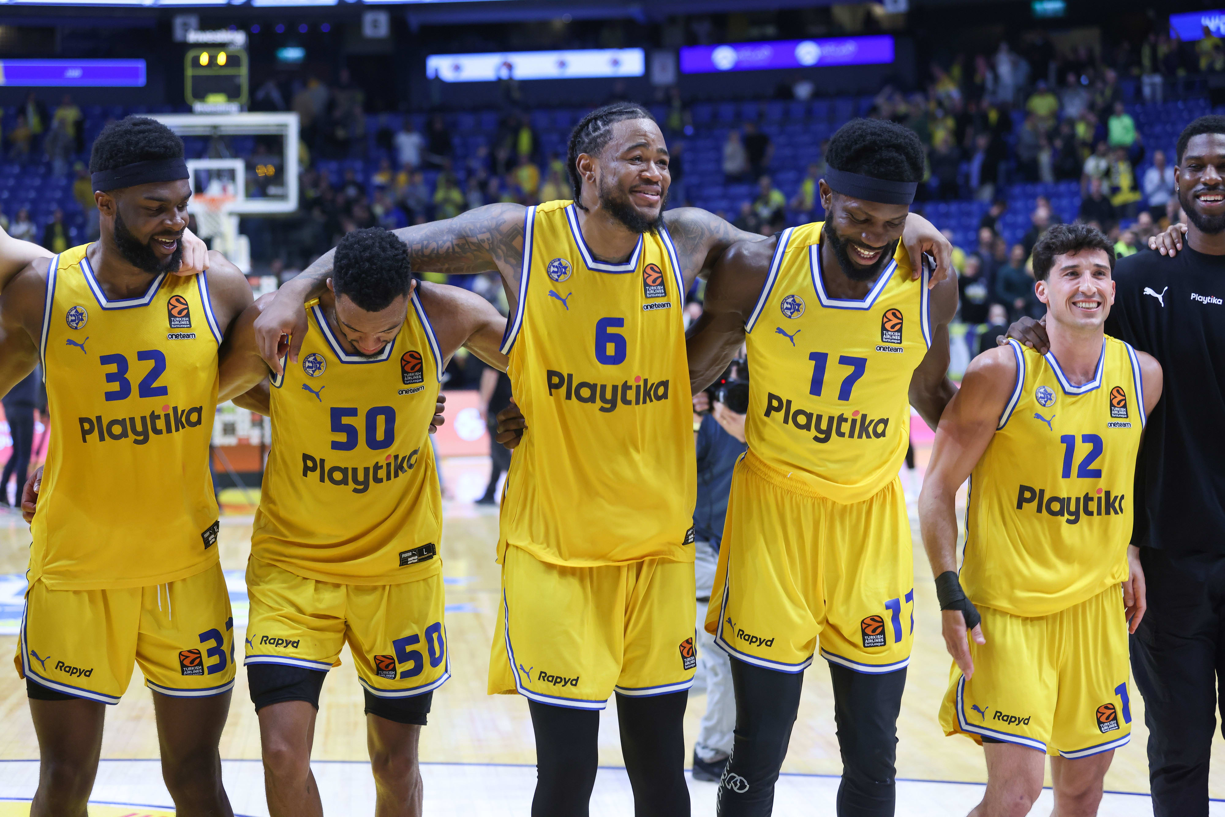 שחקני מכבי תל אביב ג'וש ניבו, ג'רל מרטין, בונזי קולסון, סולימאן בריימו