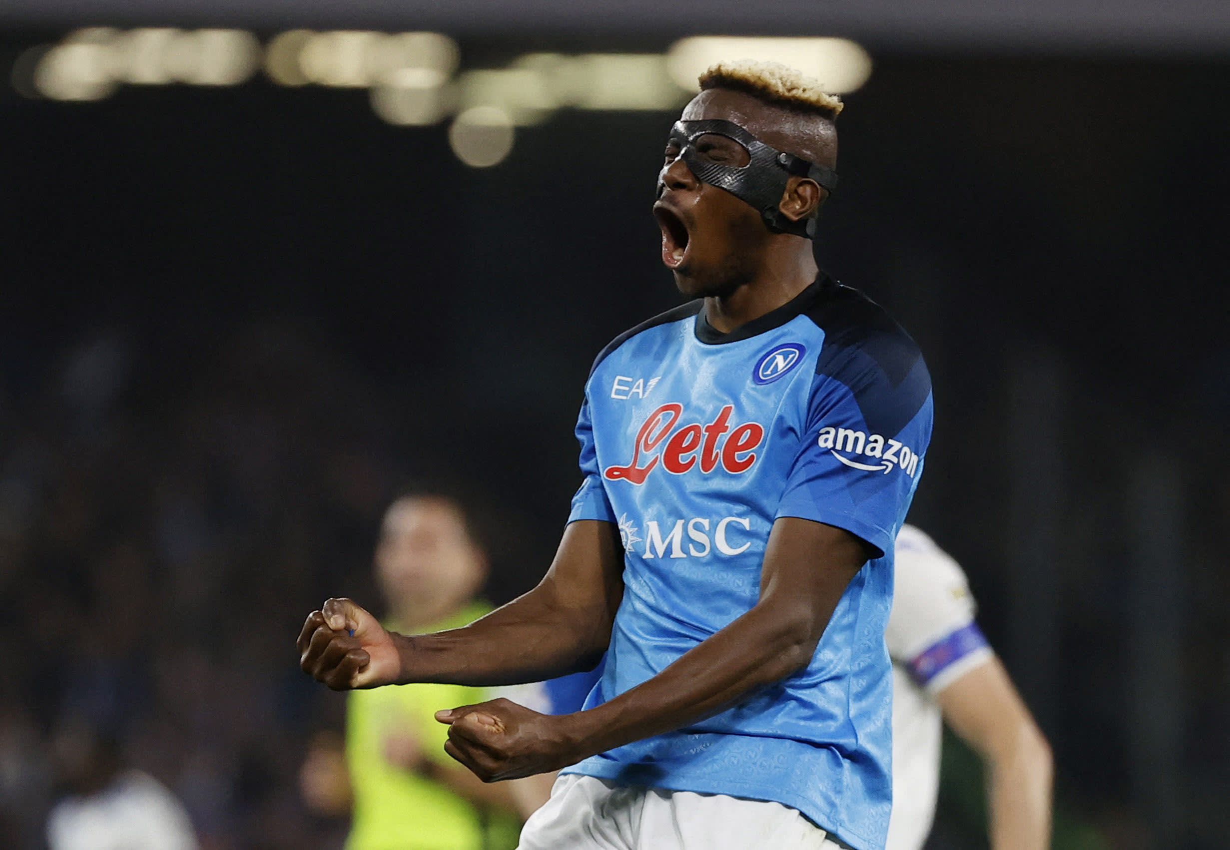 ויקטור אוסימן חוגג שער לזכות נאפולי