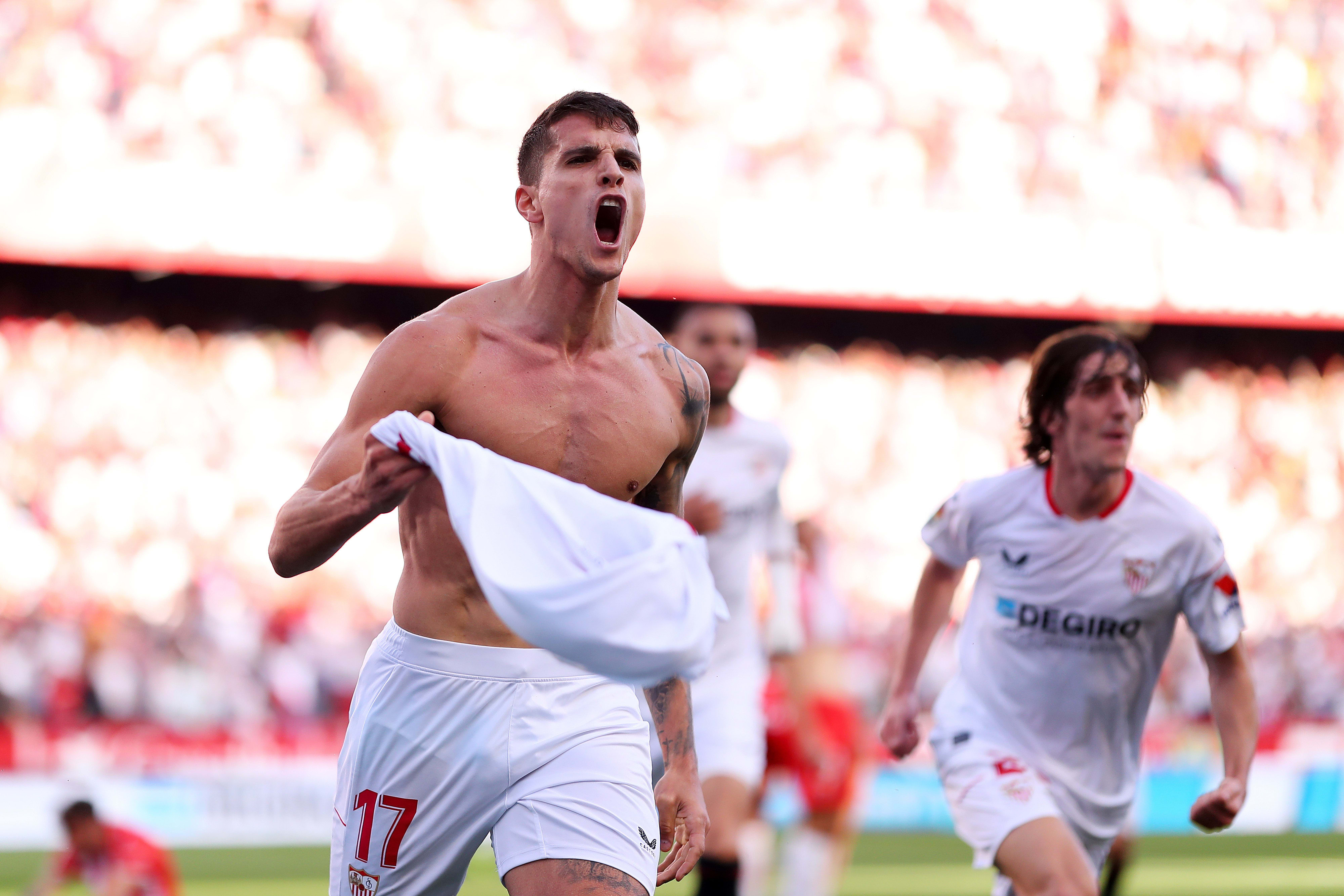 אריק לאמלה שחקן סביליה חוגג שער