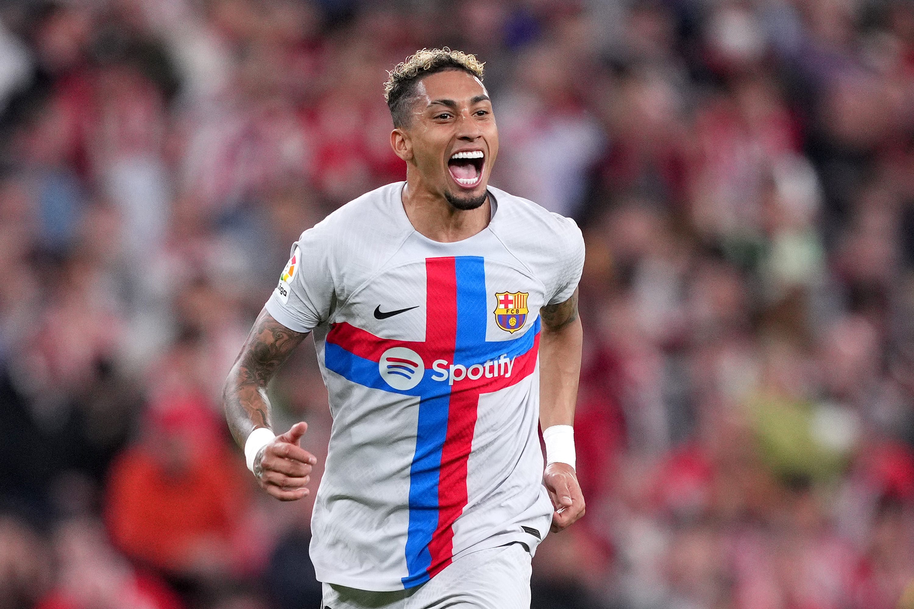 ראפיניה, קשר ברצלונה